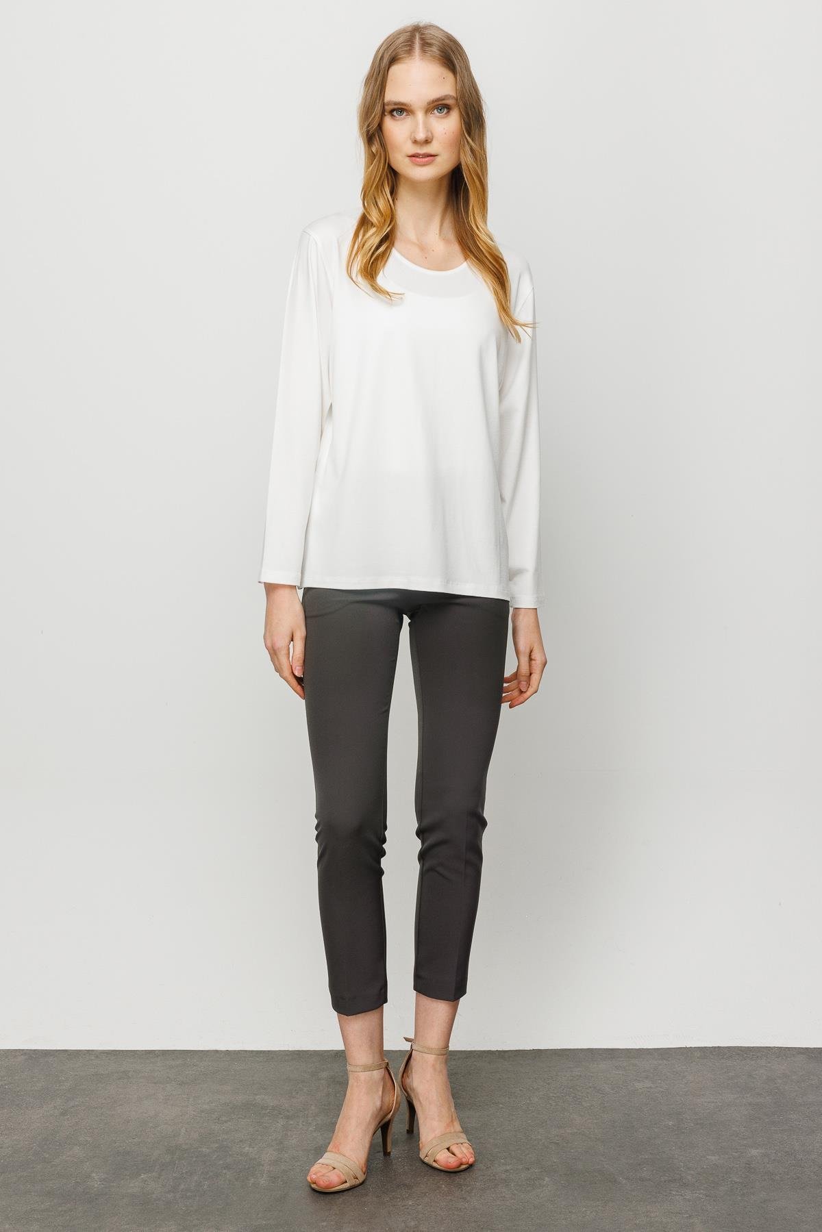 23787Kadın Sıfır Yaka Basic Penye Bluz Kemik