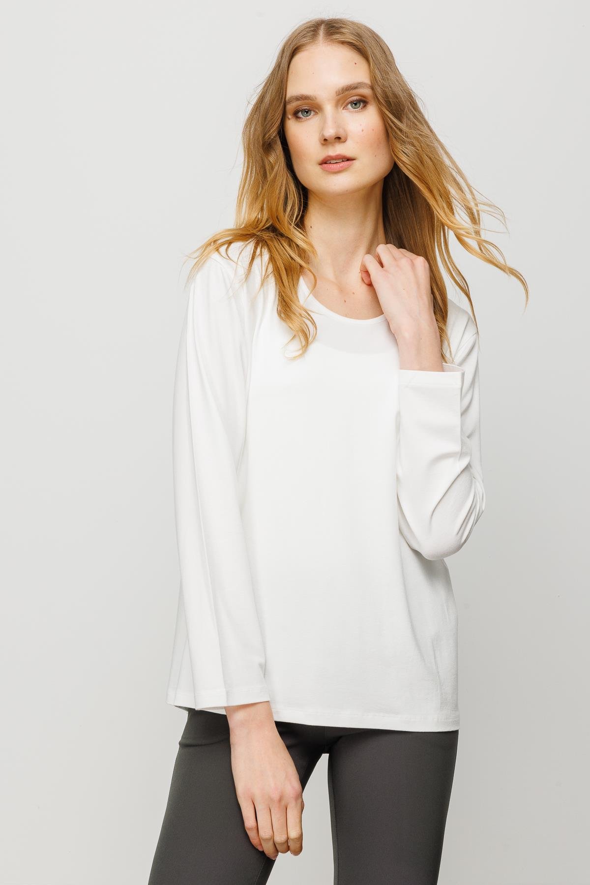 23787Kadın Sıfır Yaka Basic Penye Bluz Kemik