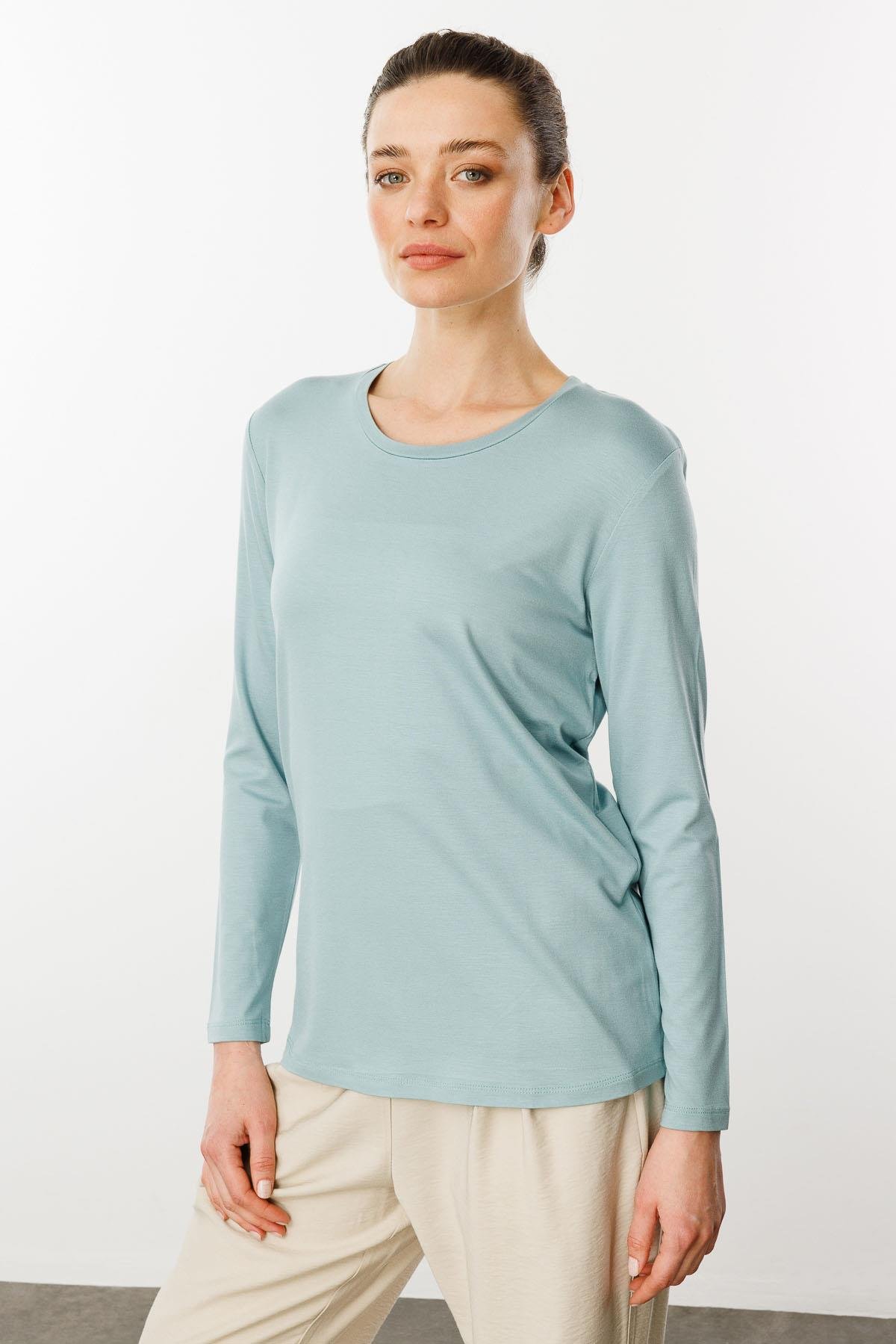 23787Kadın Sıfır Yaka Basic Penye Bluz Mint