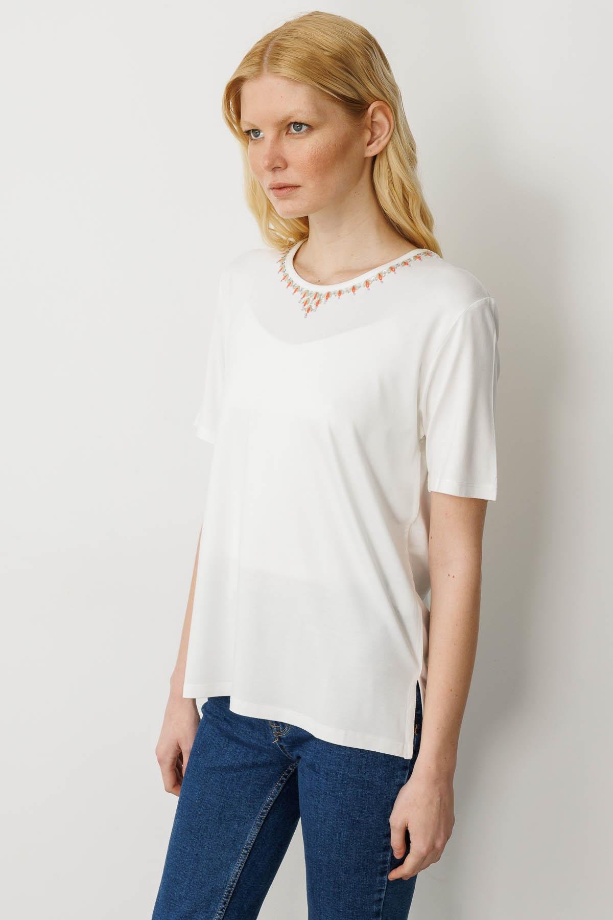 20780Kadın Sıfır Yaka Basic Penye T-shirt Ekru