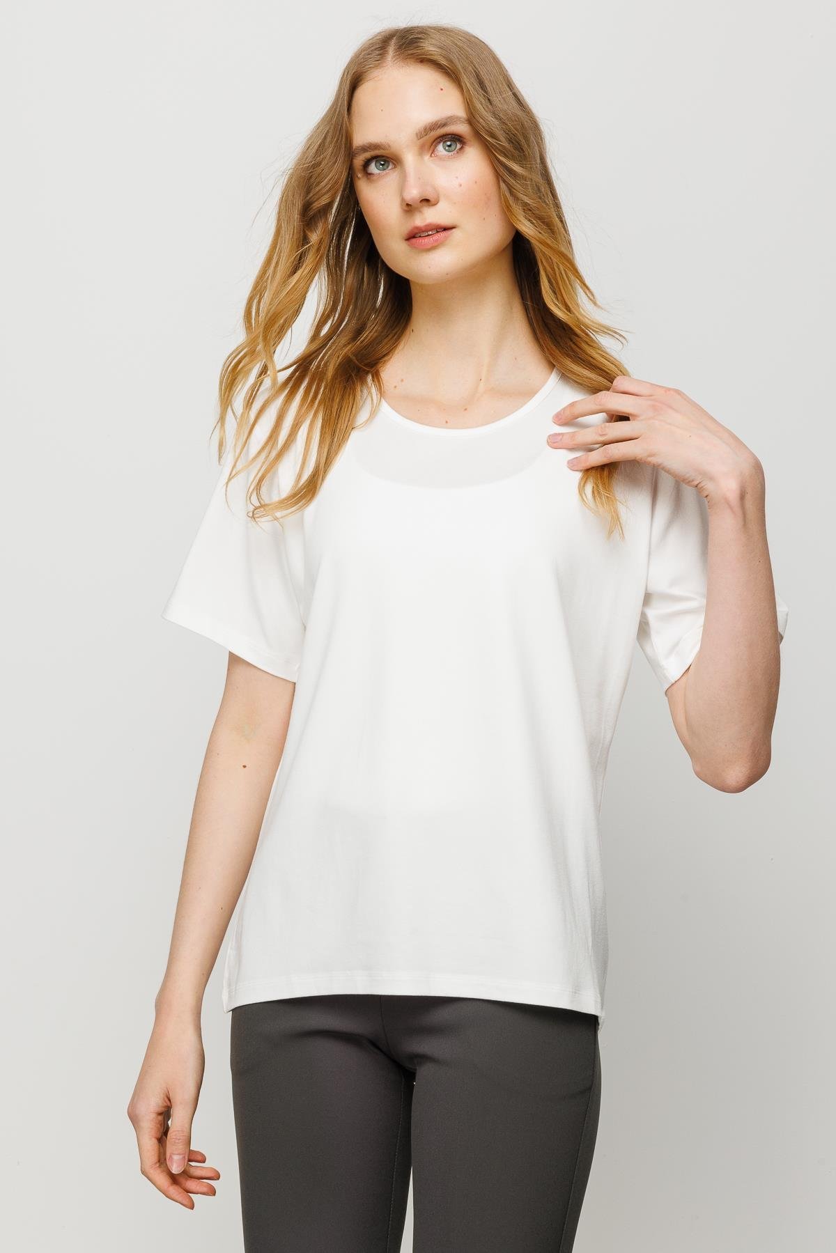 23786Kadın Sıfır Yaka Basic Penye T-shirt Kemik