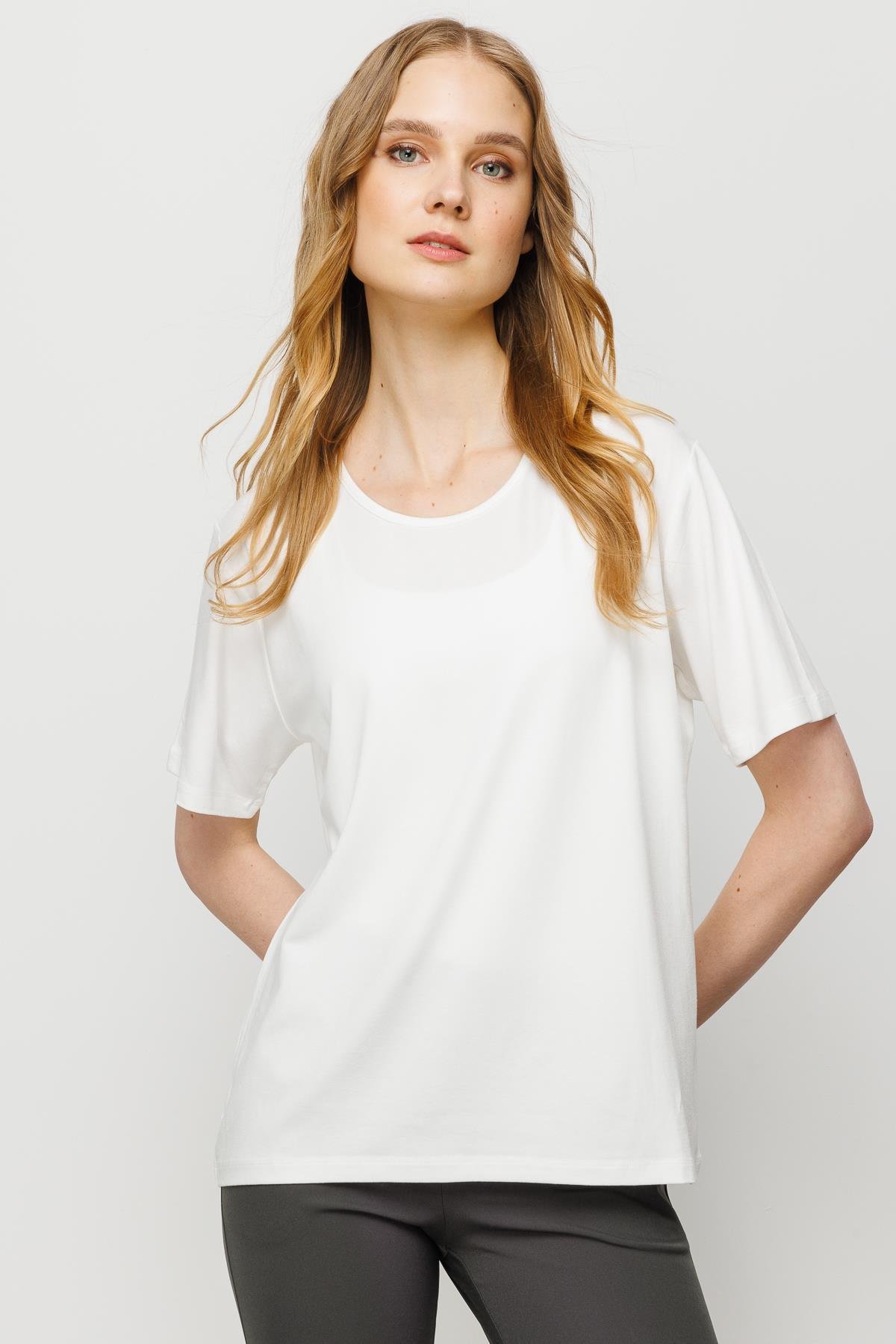 23786Kadın Sıfır Yaka Basic Penye T-shirt Kemik