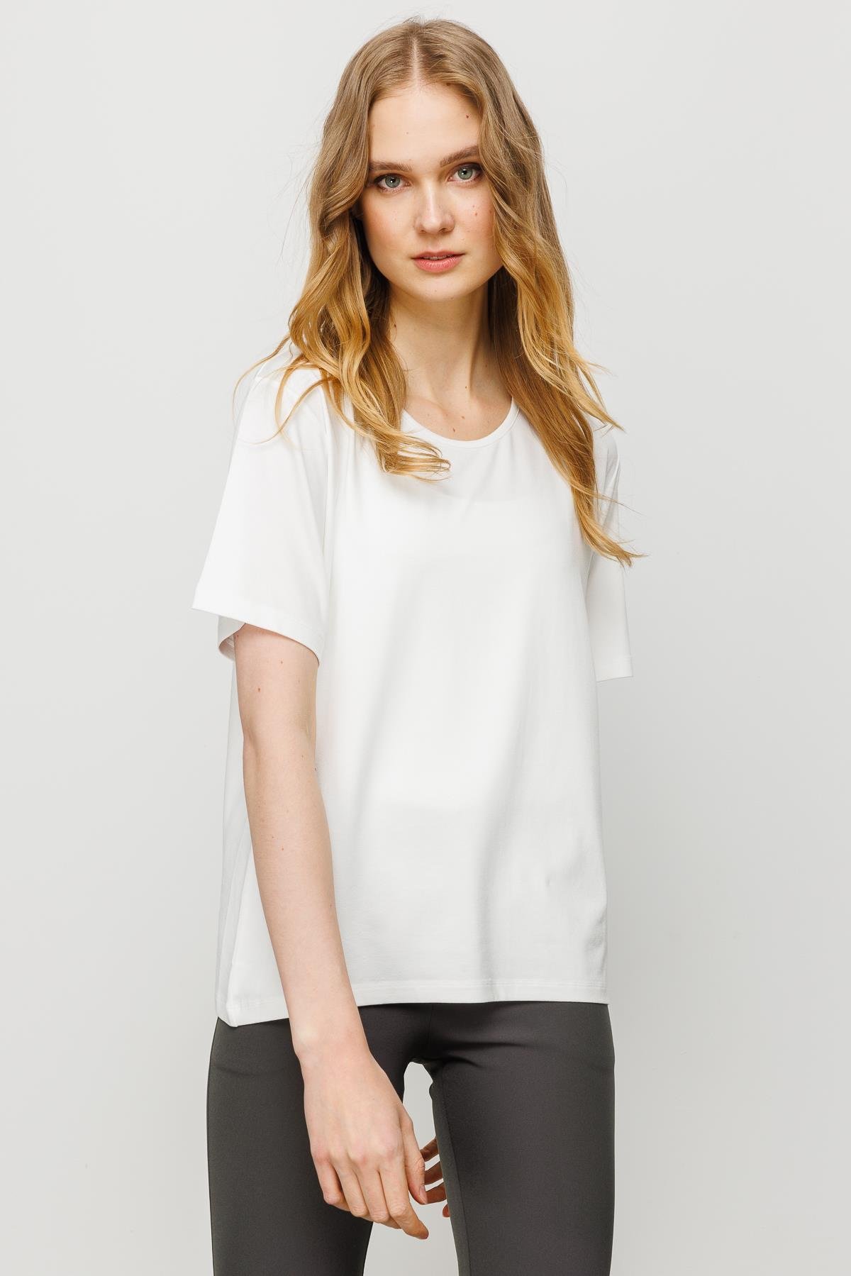 23786Kadın Sıfır Yaka Basic Penye T-shirt Kemik