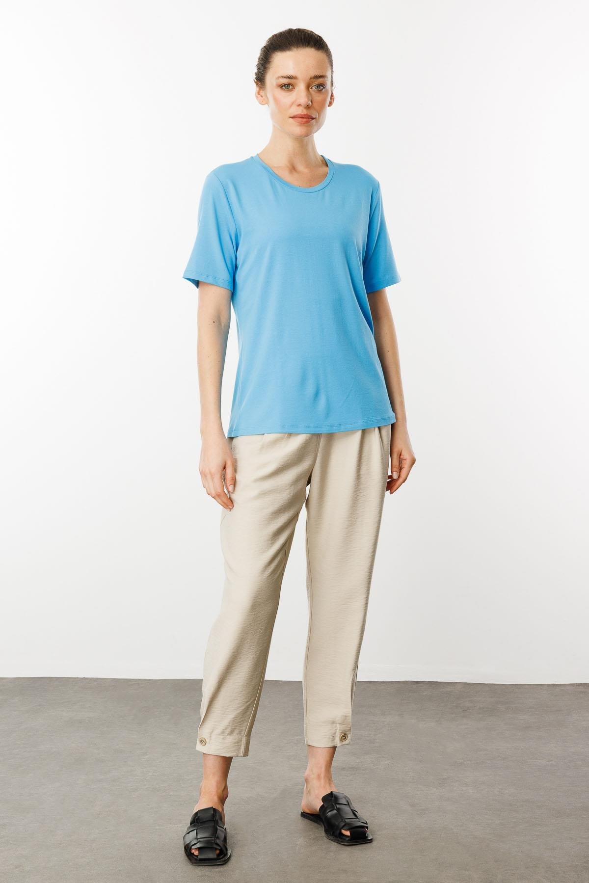 23786Kadın Sıfır Yaka Basic Penye T-shirt Mavi