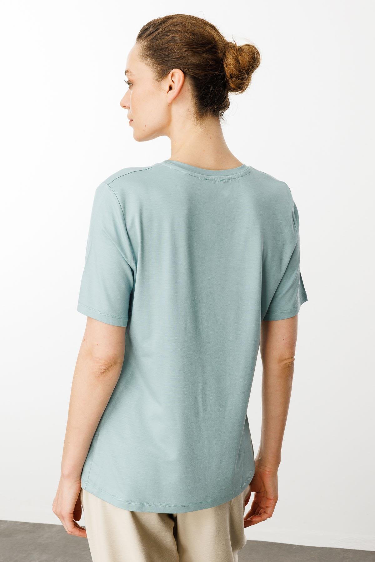 23786Kadın Sıfır Yaka Basic Penye T-shirt Mint