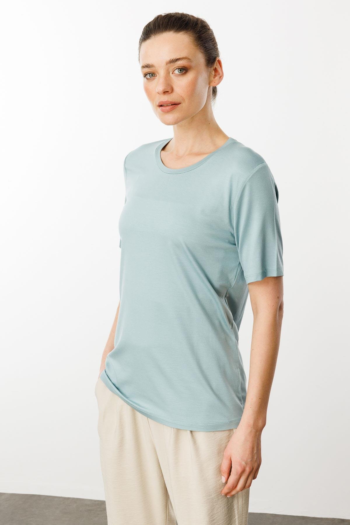 23786Kadın Sıfır Yaka Basic Penye T-shirt Mint