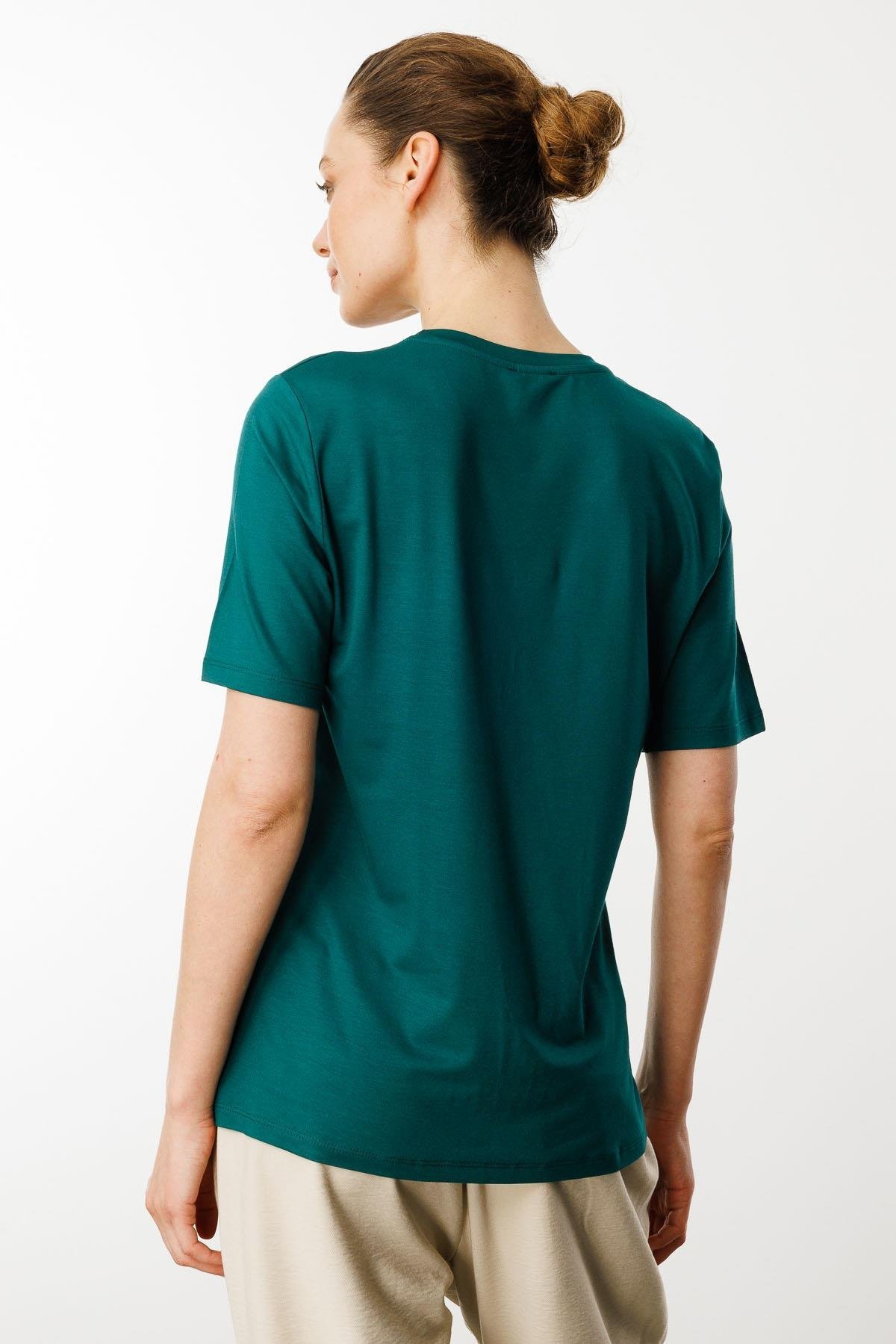 23786Women's Crew Neck Basic Combed T-shirt Green