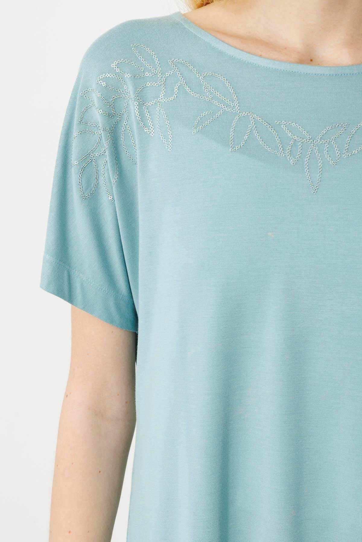 25859Kadın Sıfır Yaka Boncuk İşlemeli Penye T-shirt Mint