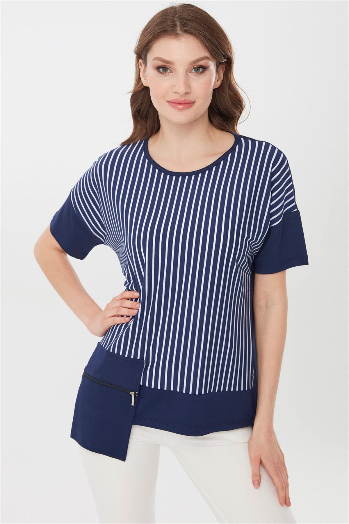 21772Kadın Sıfır Yaka Boyuna Çzigili Cepli Penye T-Shirt Lacivert
