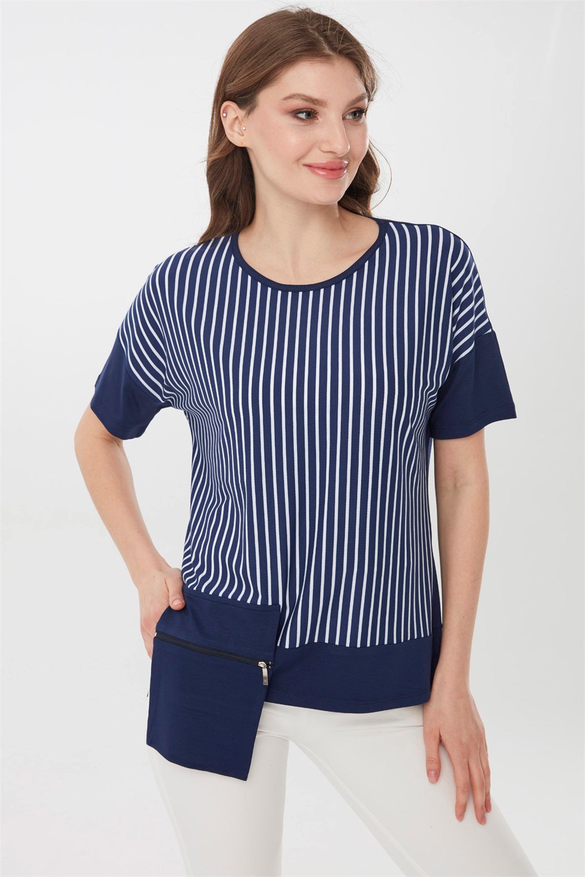 21772Kadın Sıfır Yaka Boyuna Çzigili Cepli Penye T-Shirt Lacivert