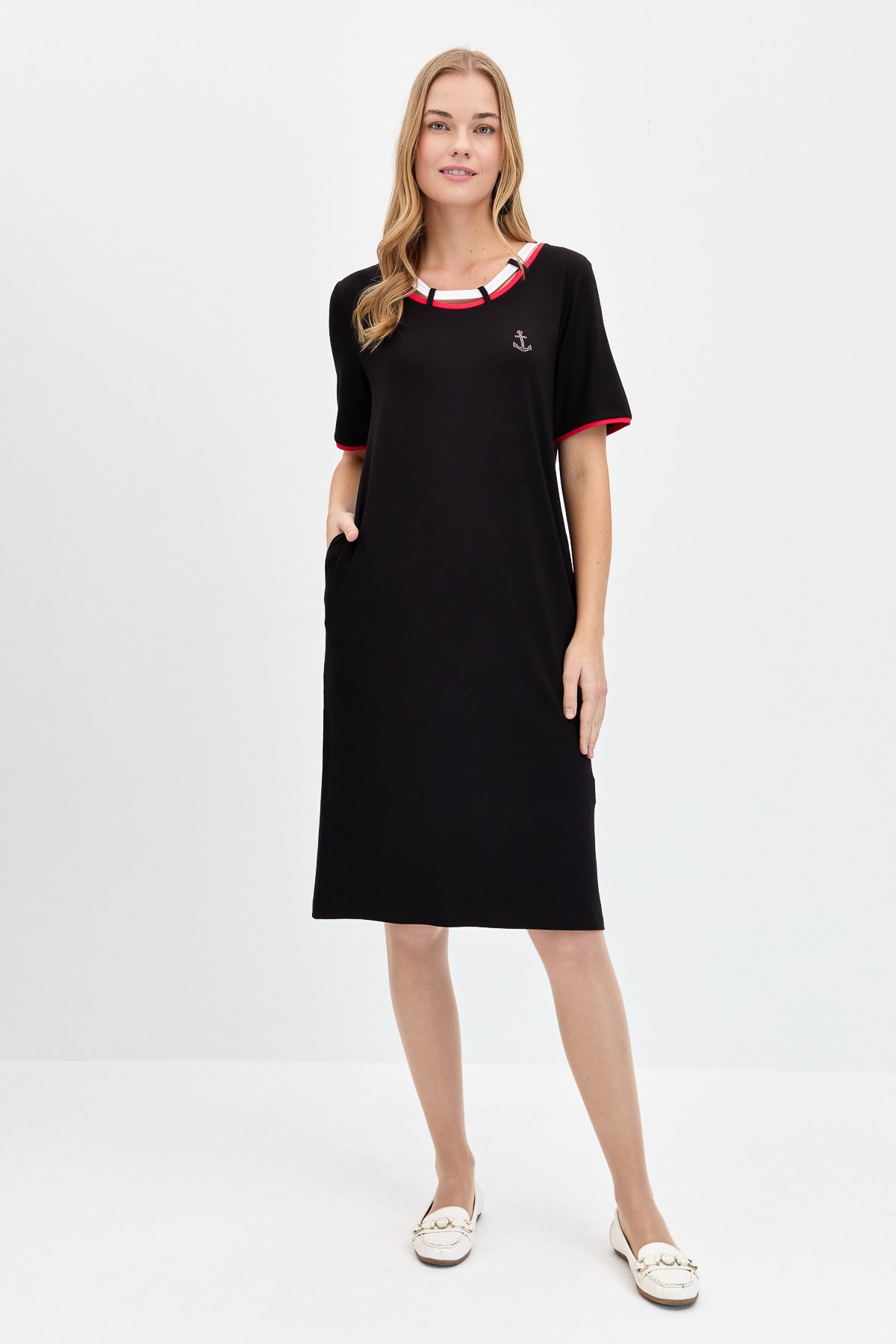 KMY24083Kadın Sıfır Yaka Çapa İşlemeli Marin Elbise Siyah