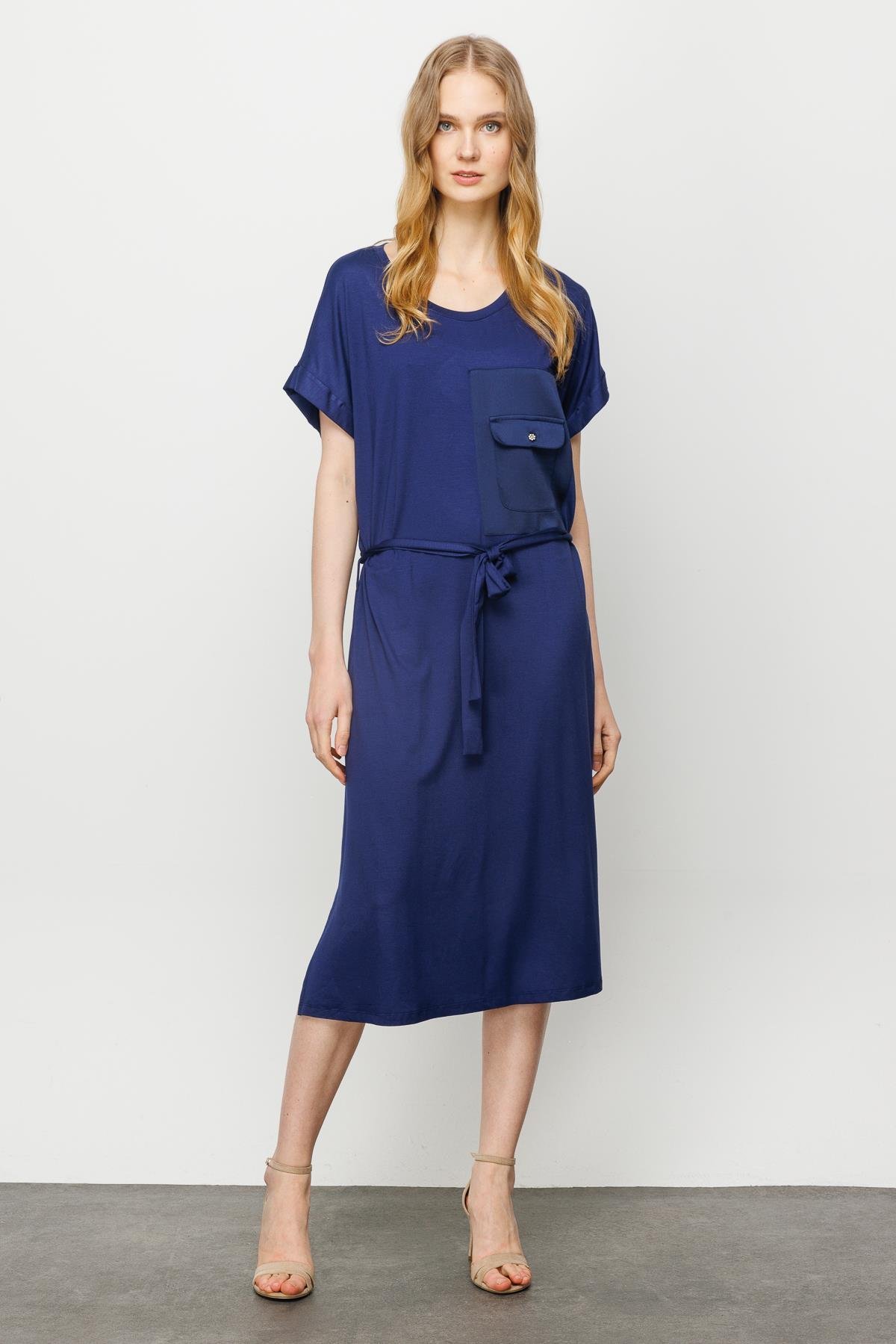 23708Kadın Sıfır Yaka Cebi Saten Penye T-shirt Lacivert