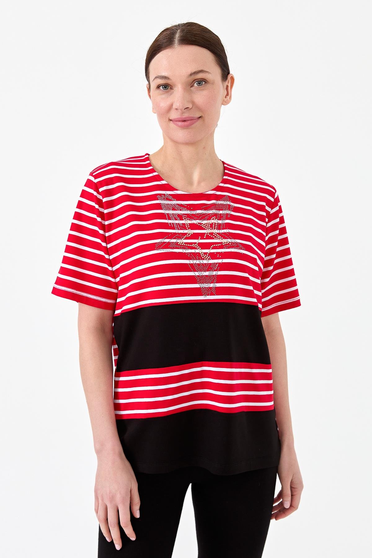 22769Kadın Sıfır Yaka Çizgi Önü Taşlı Penye T-shirt Kırmızı
