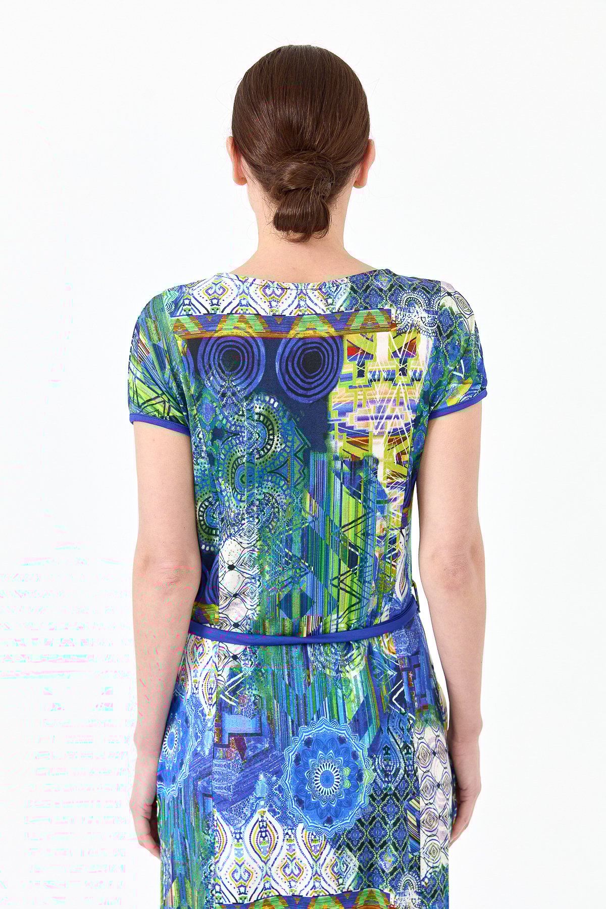 23714Kadın Sıfır Yaka Desenli Penye Elbise Saks