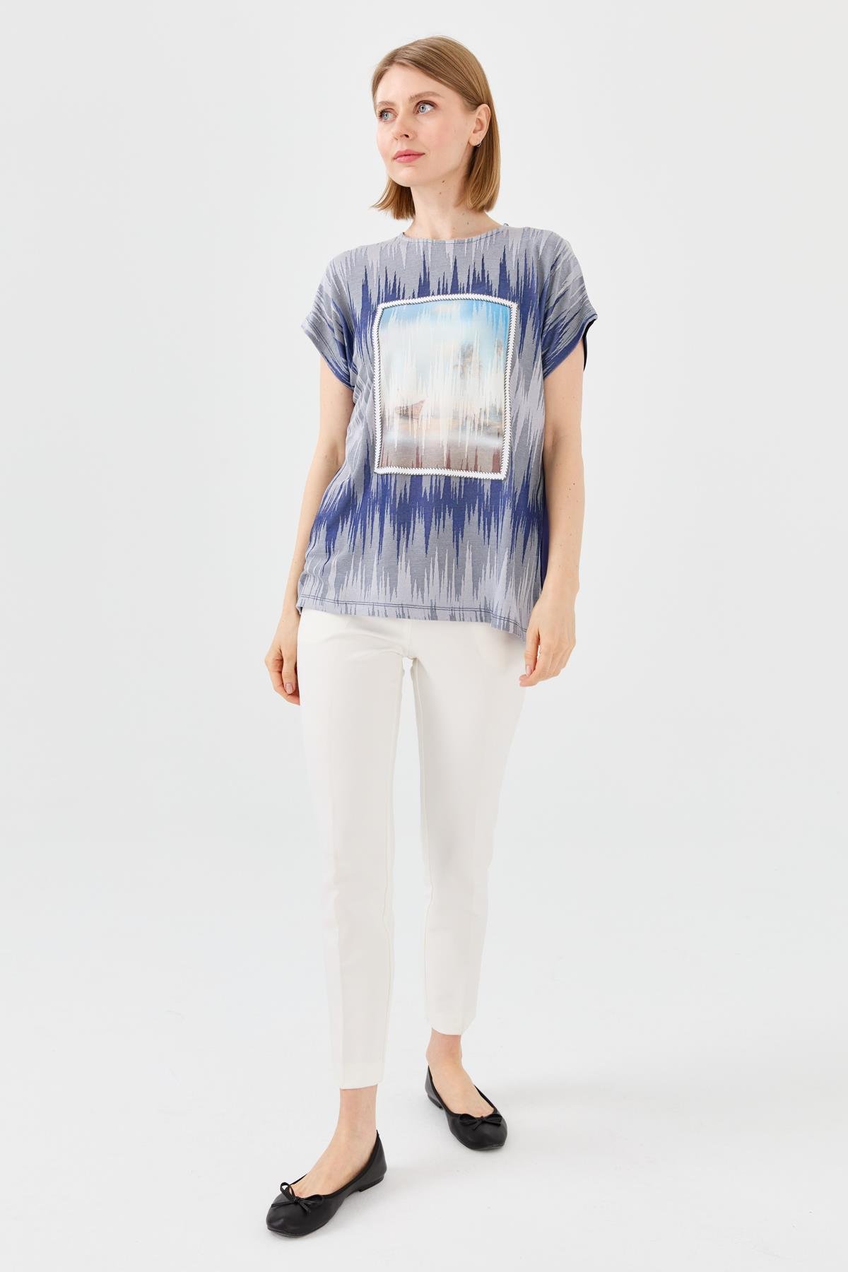 23761Kadın Sıfır Yaka Desenli Penye T-shirt Lacivert