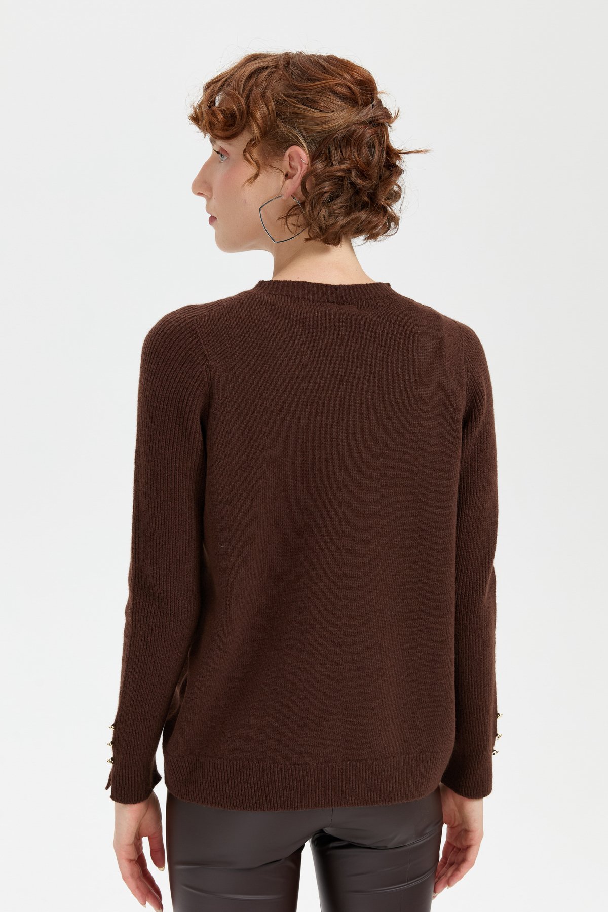 24205Kadın Sıfır Yaka Dikişsiz Cepli Yün Kazak M.Kahve