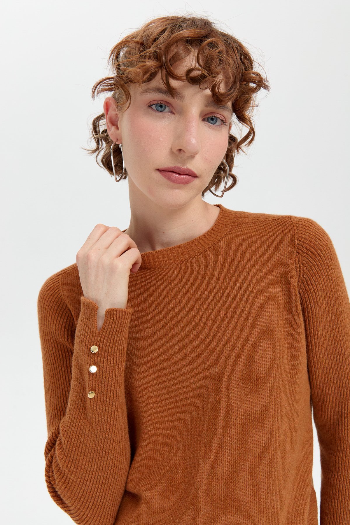 24205Kadın Sıfır Yaka Dikişsiz Cepli Yün Kazak Tarçın