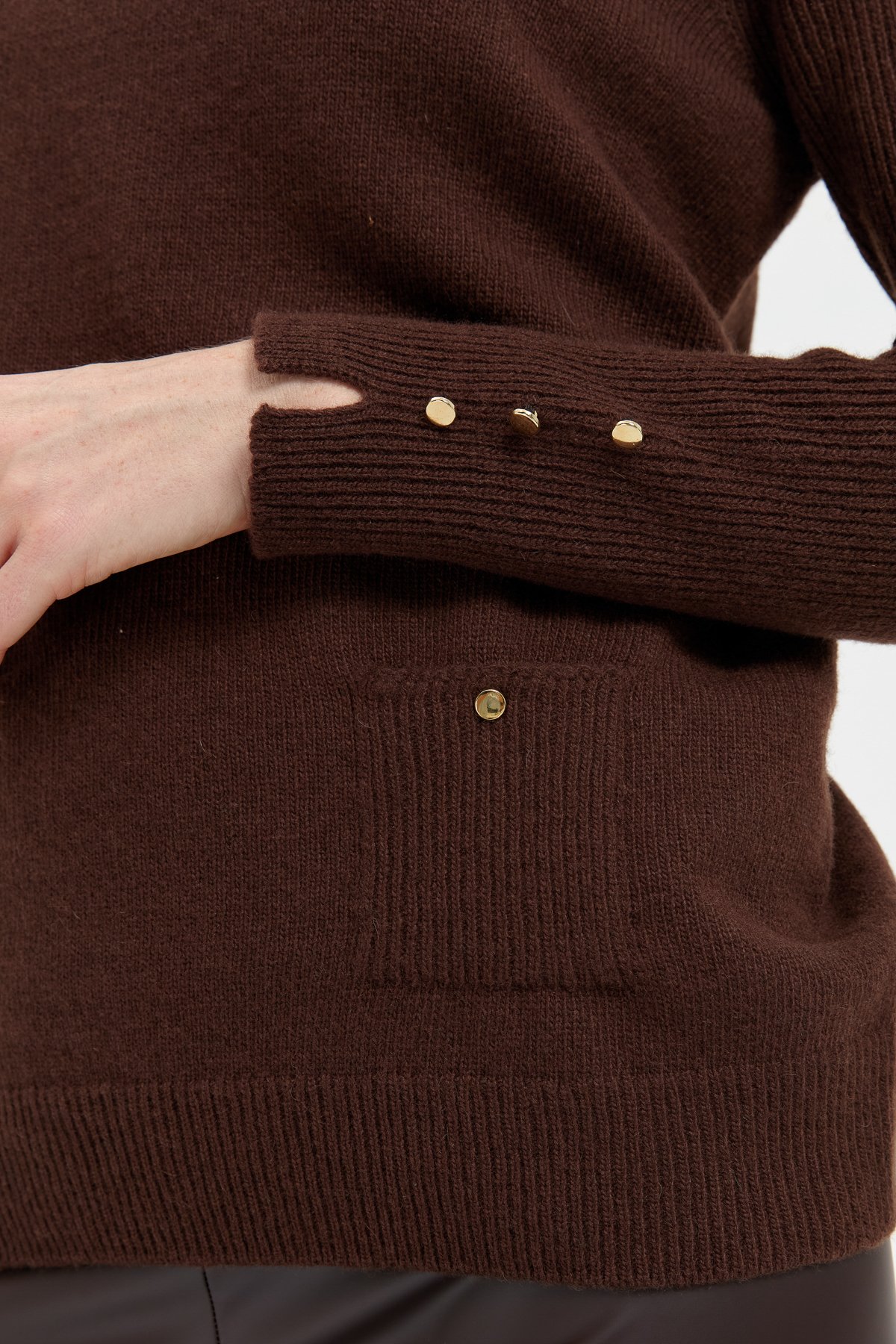 24205Kadın Sıfır Yaka Dikişsiz Cepli Yün Kazak M.Kahve