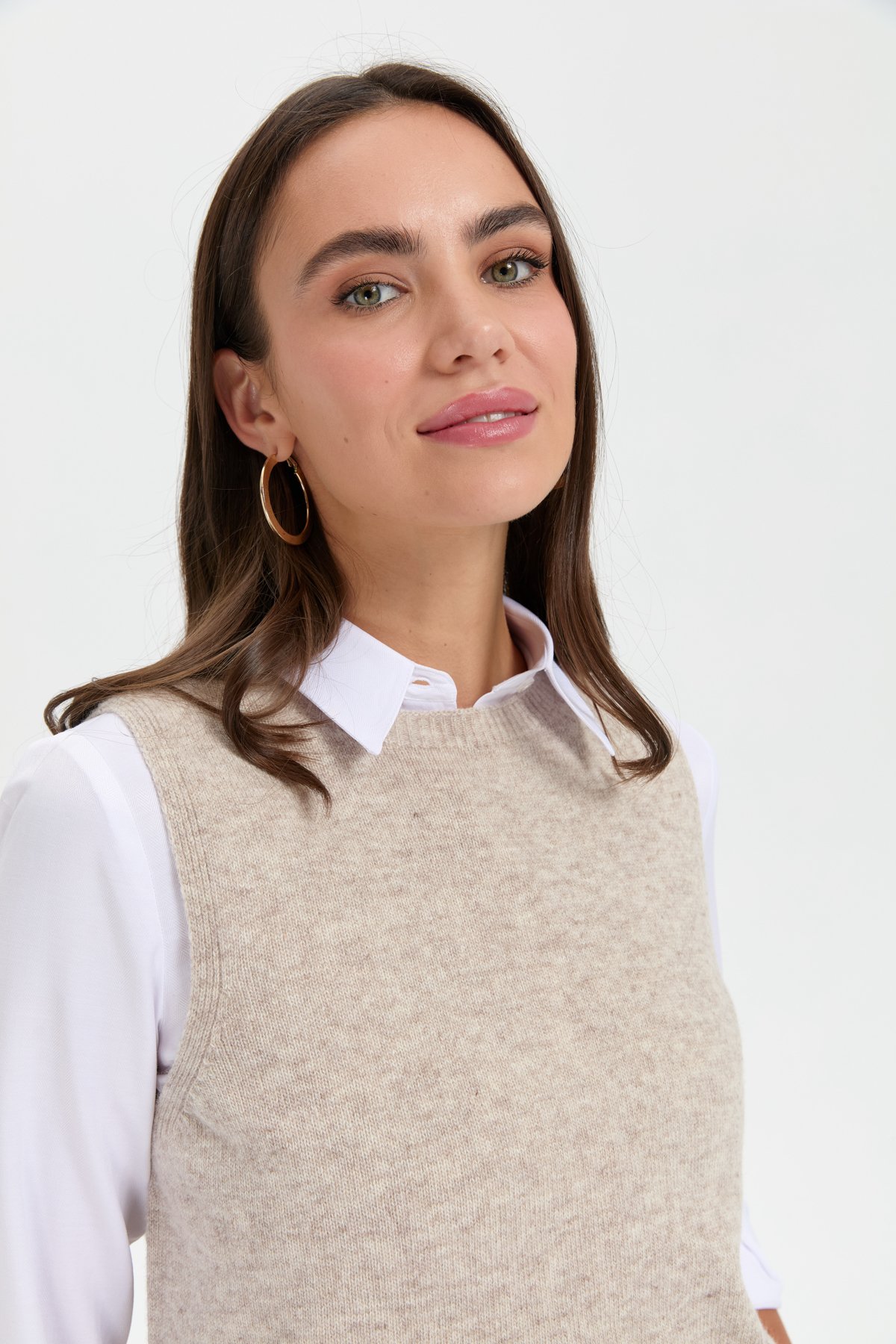 24204Kadın Sıfır Yaka Dikişsiz Cepli Yün Süveter V.Bej