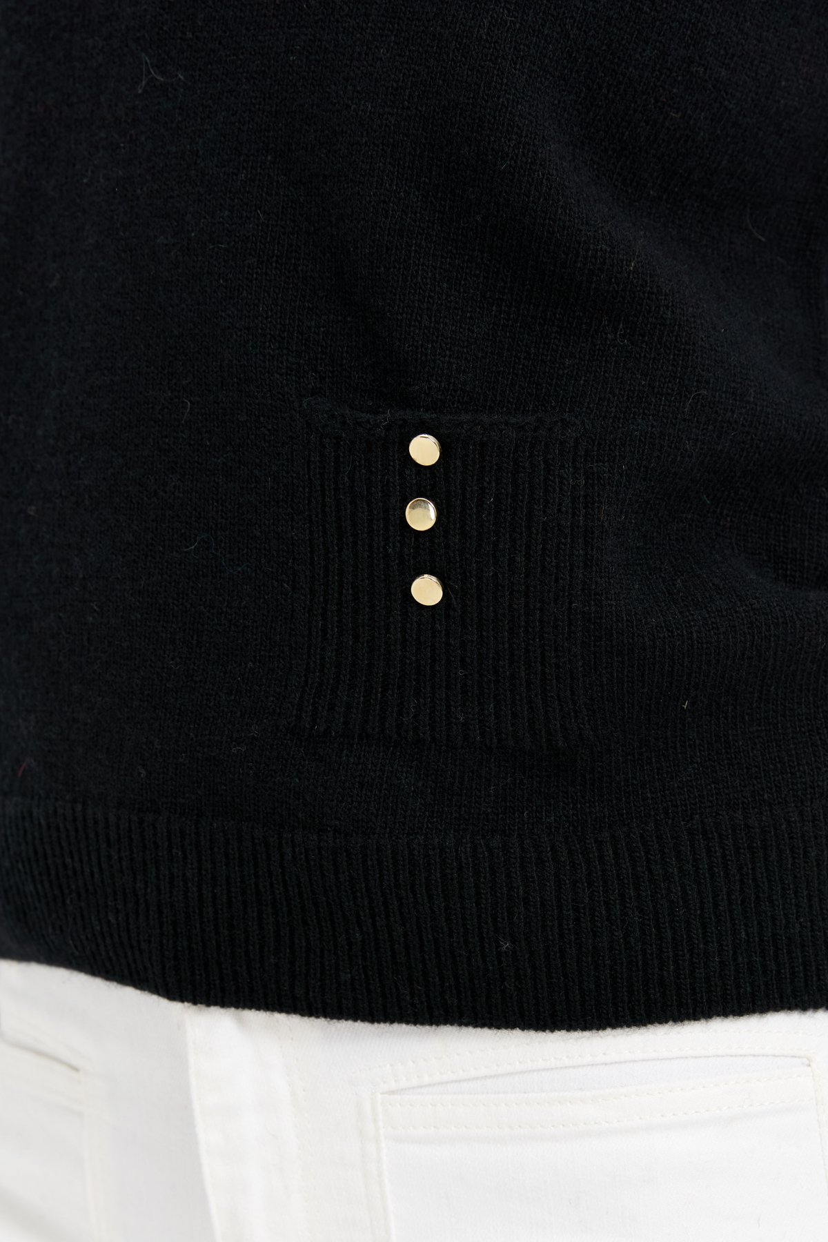 24204Kadın Sıfır Yaka Dikişsiz Cepli Yün Süveter Siyah