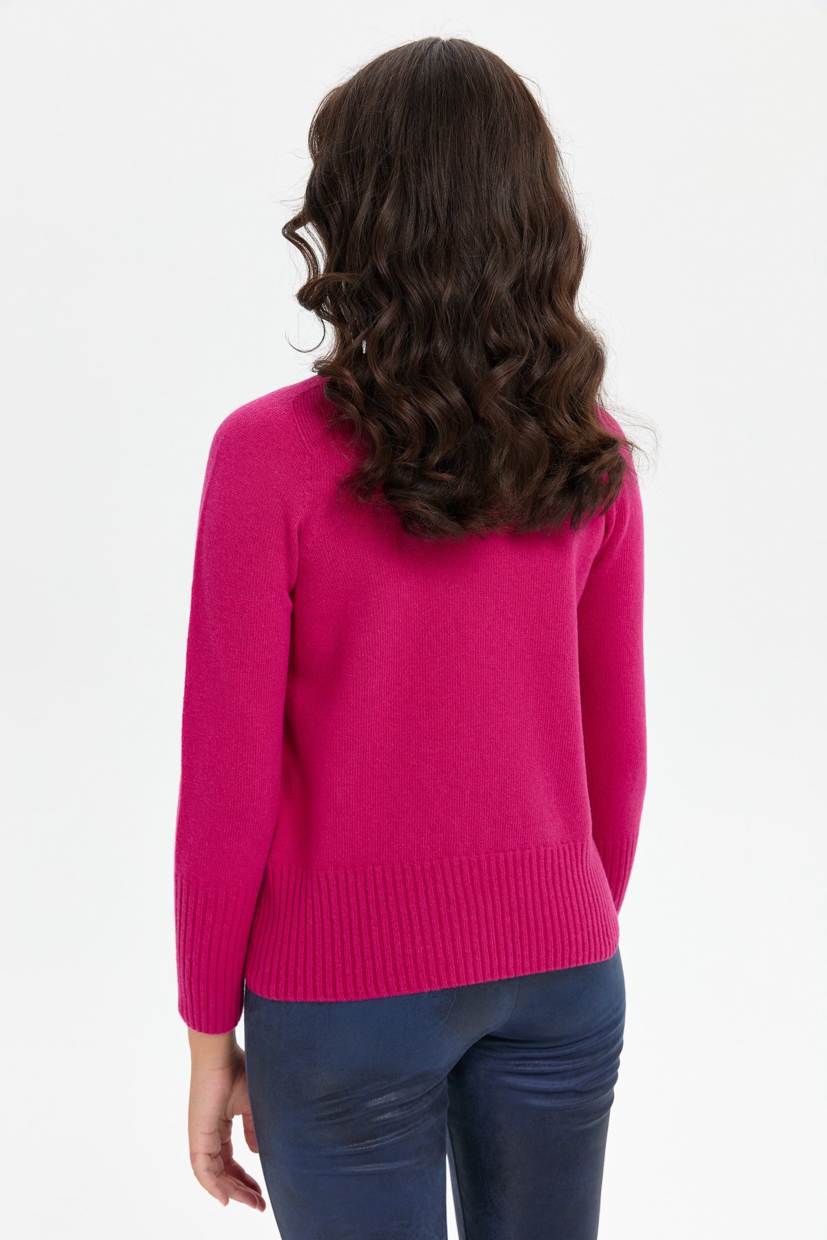 24210Kadın Sıfır Yaka Dikişsiz Eteği ve Kolu Uzun Lastik Yün Kazak Sıklamen