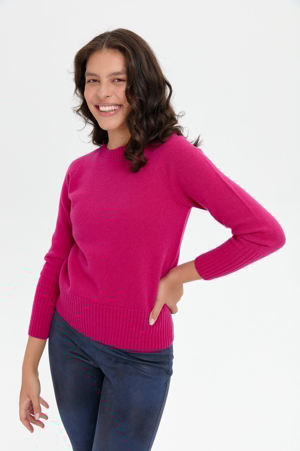 24210Kadın Sıfır Yaka Dikişsiz Eteği ve Kolu Uzun Lastik Yün Kazak Sıklamen