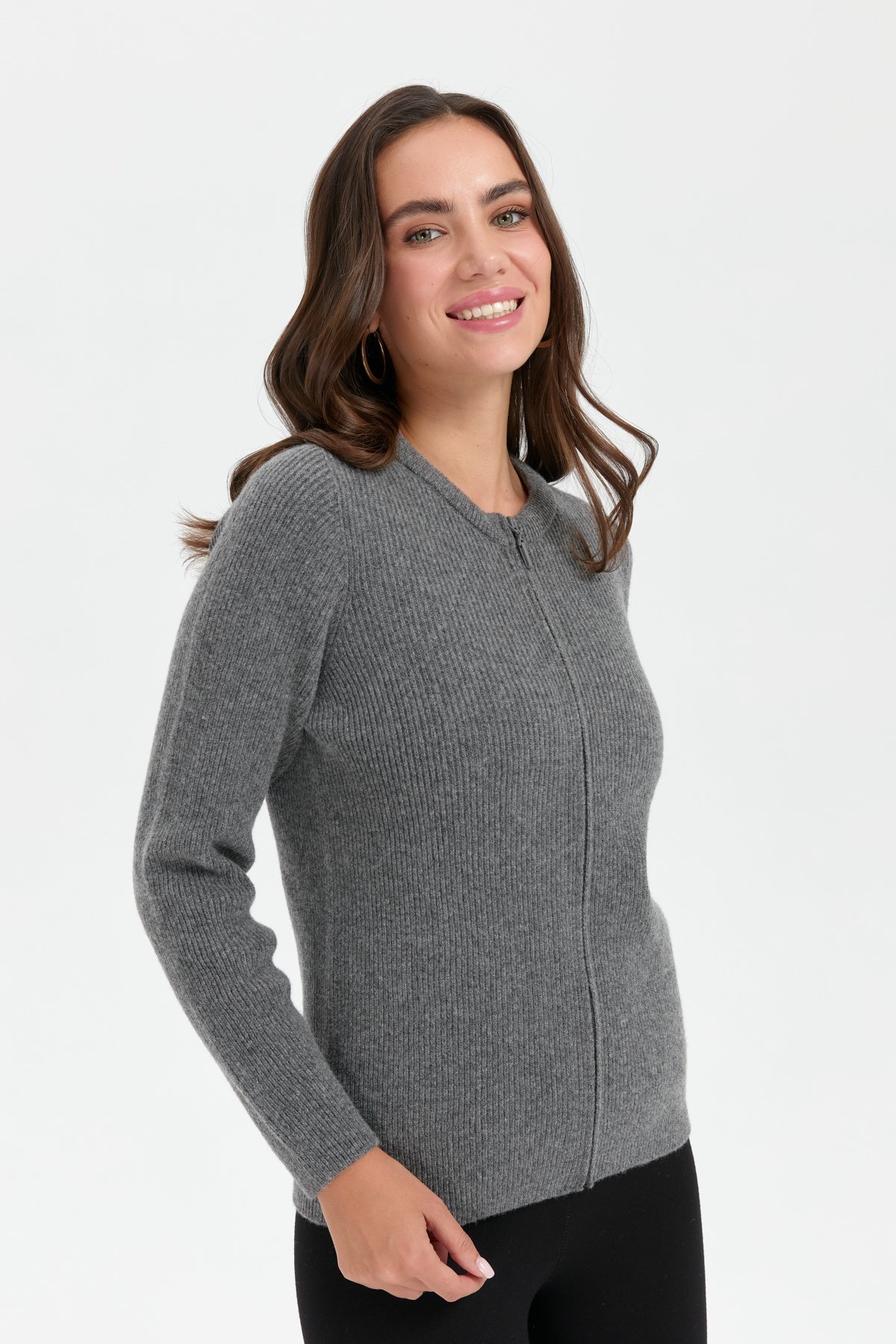 24219Kadın Sıfır Yaka Dikişsiz Fermuarlı Yün Hırka Füme