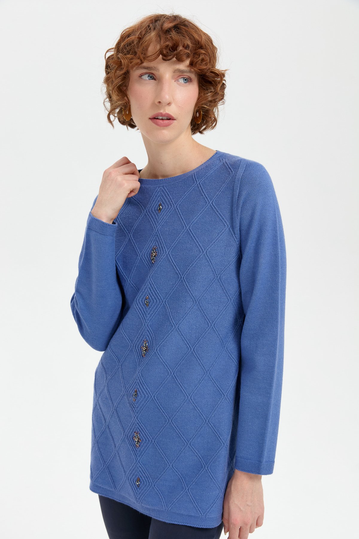 24175Kadın Sıfır Yaka Dikişsiz Önü Baklavalı Kazak İndigo