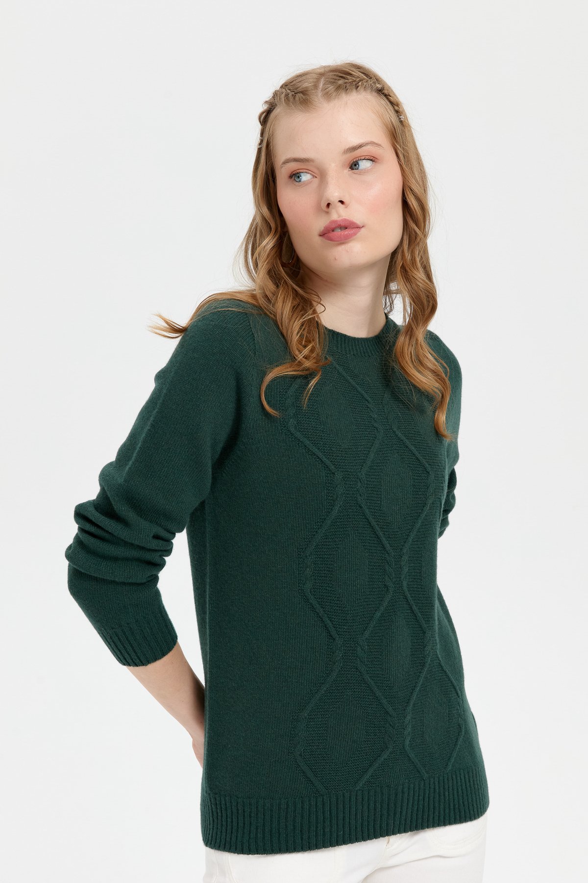 24217Kadın Sıfır Yaka Dikişsiz Önü Baklavalı Yün Kazak Yeşil