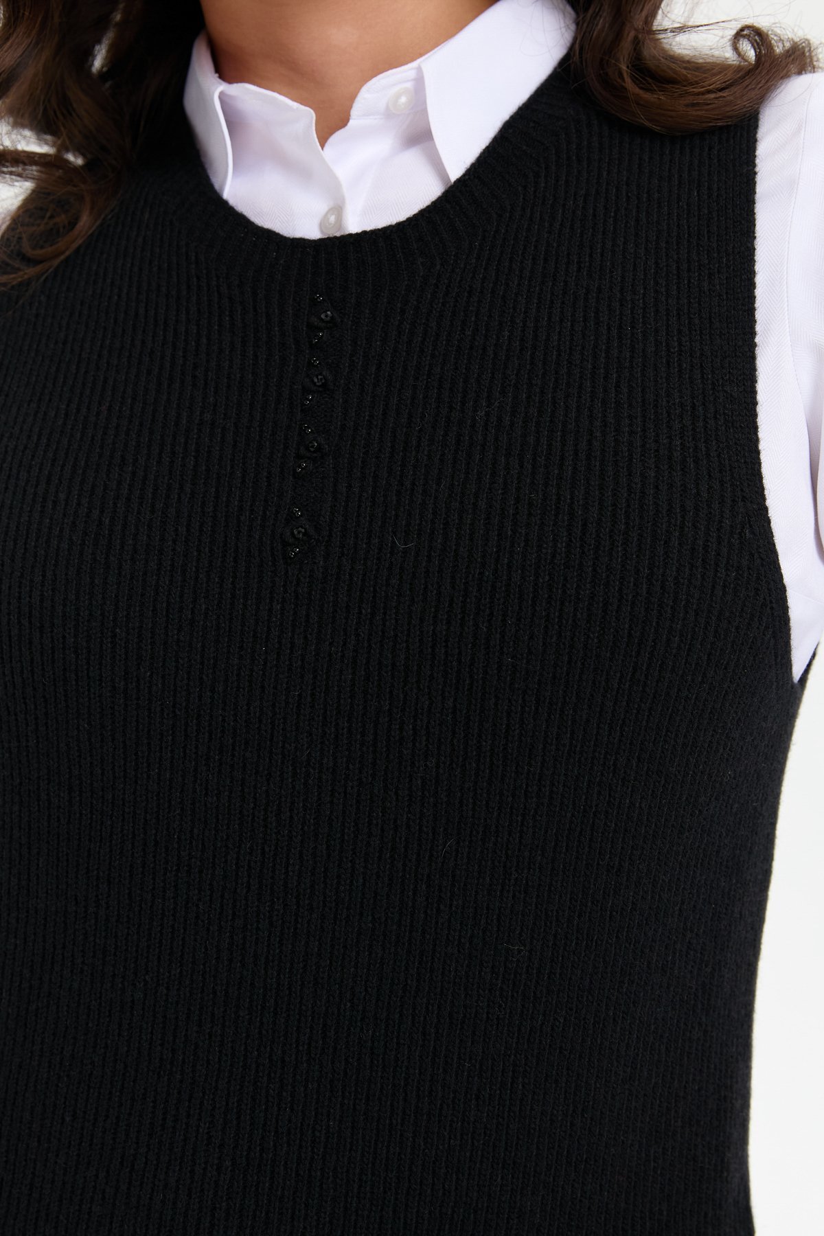 24157Kadın Sıfır Yaka Dikişsiz Önü Düğmeli Yün Süveter Siyah