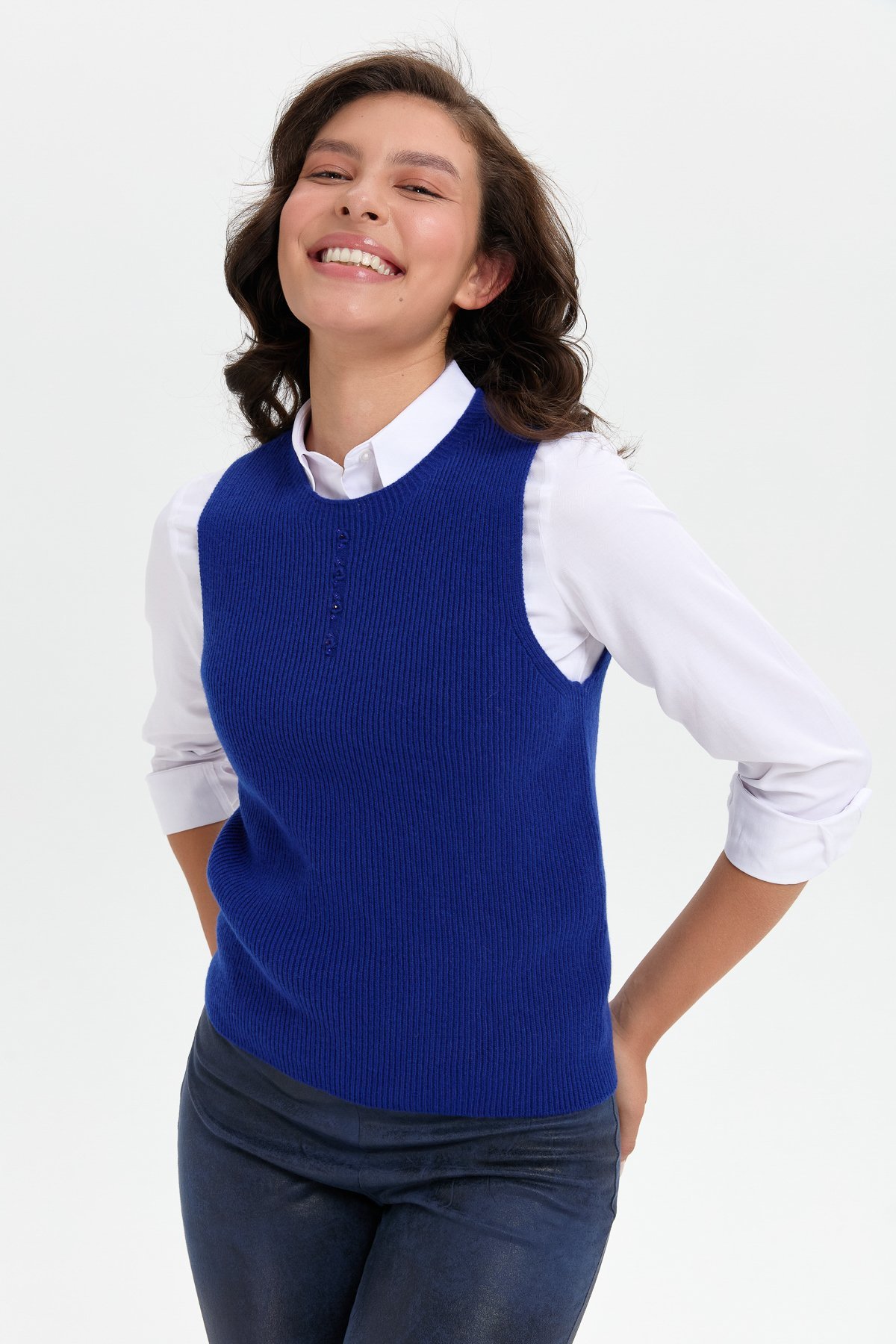 24157Kadın Sıfır Yaka Dikişsiz Önü Düğmeli Yün Süveter K.S.Mavi