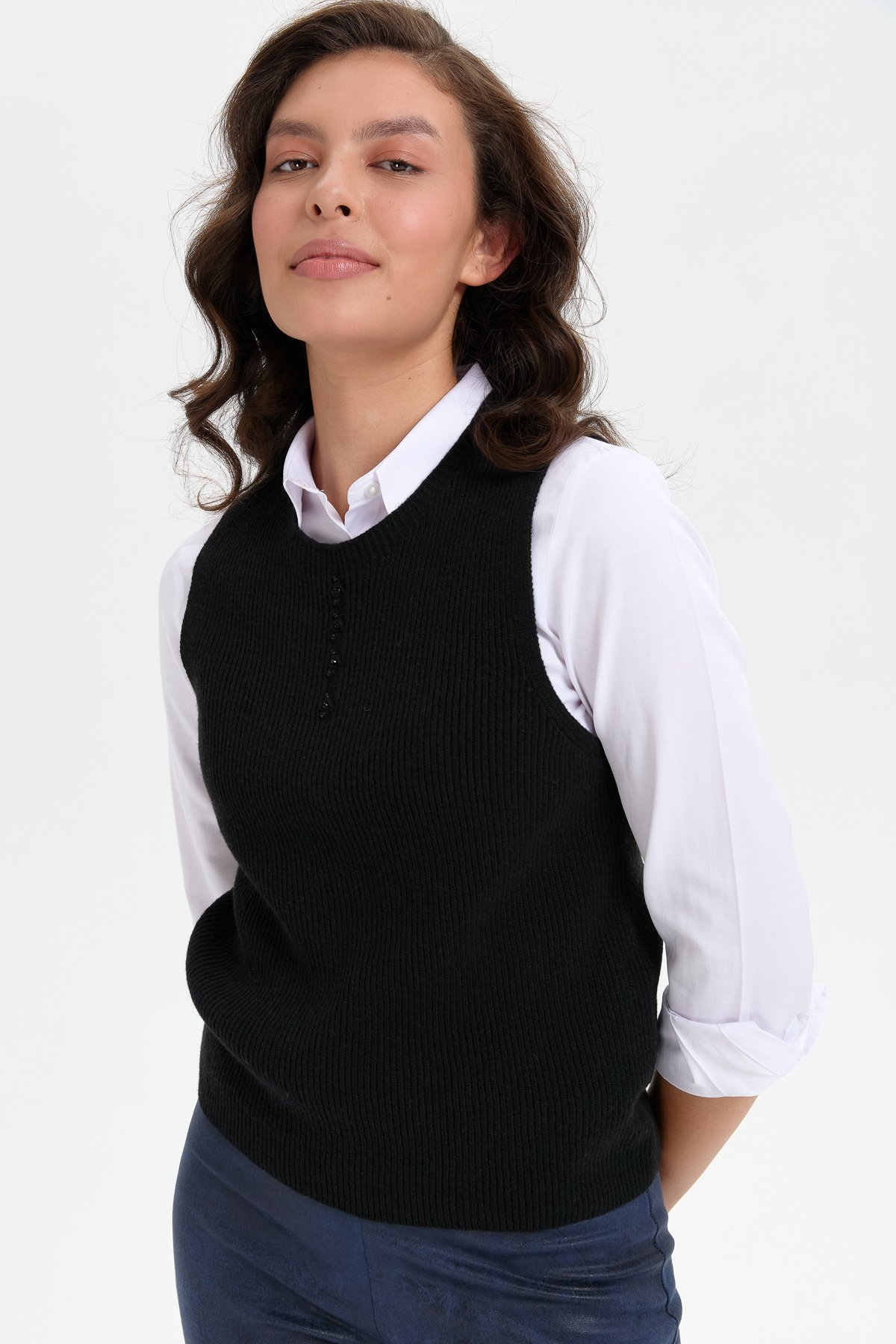 24157Kadın Sıfır Yaka Dikişsiz Önü Düğmeli Yün Süveter Siyah
