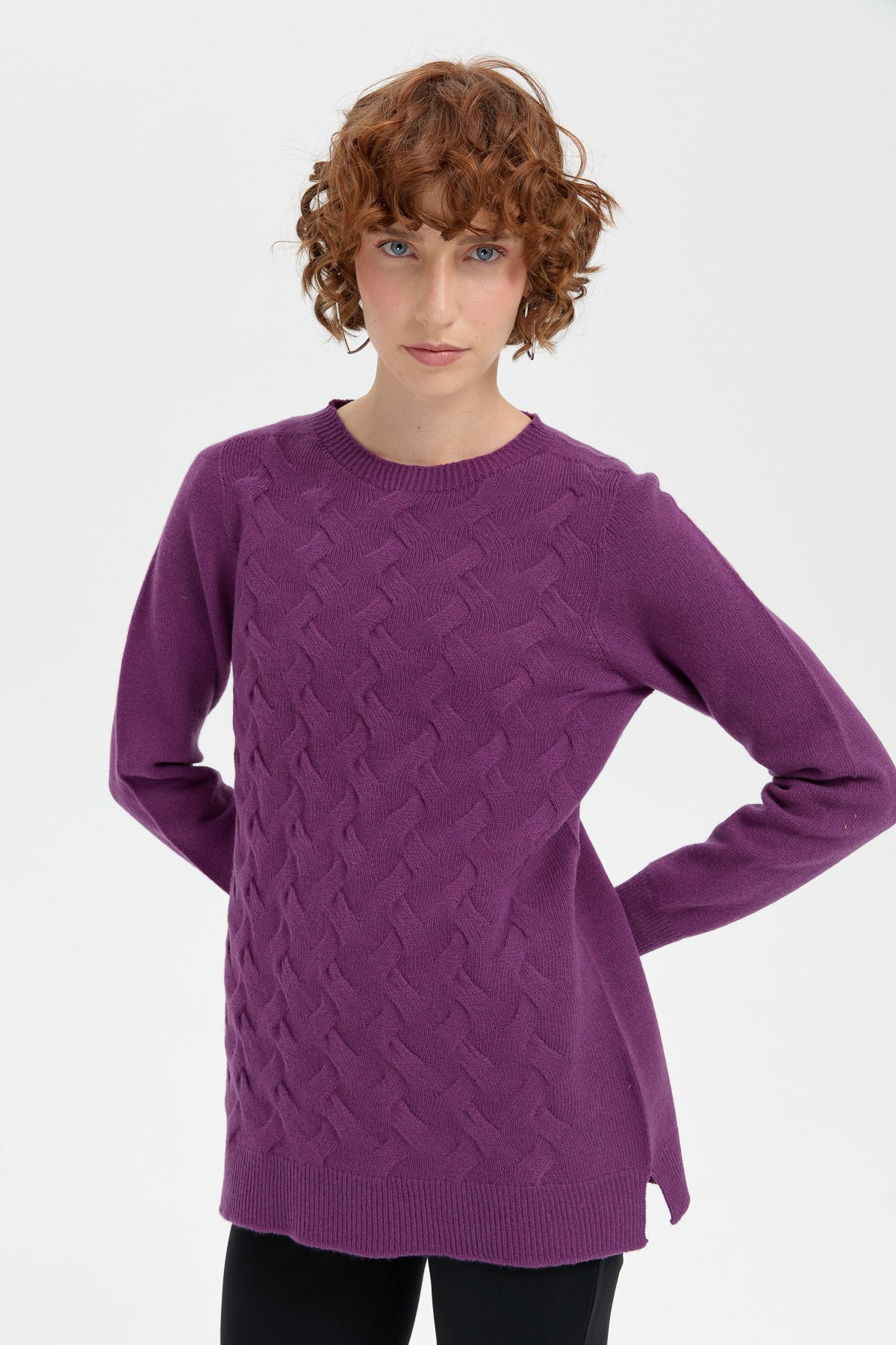 24214Kadın Sıfır Yaka Önü Saç Örgülü Yün Kazak A.Mor