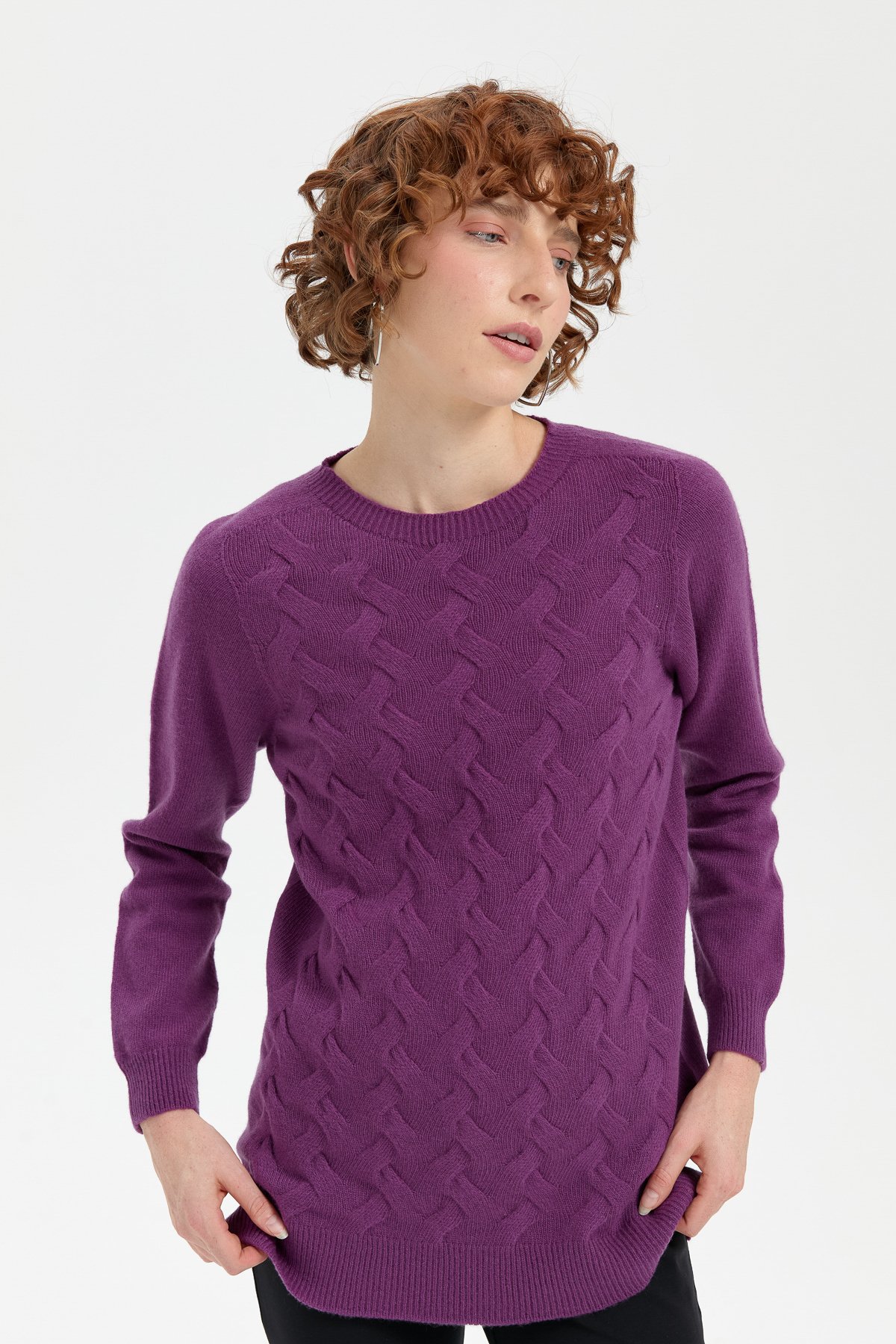 24214Kadın Sıfır Yaka Önü Saç Örgülü Yün Kazak A.Mor