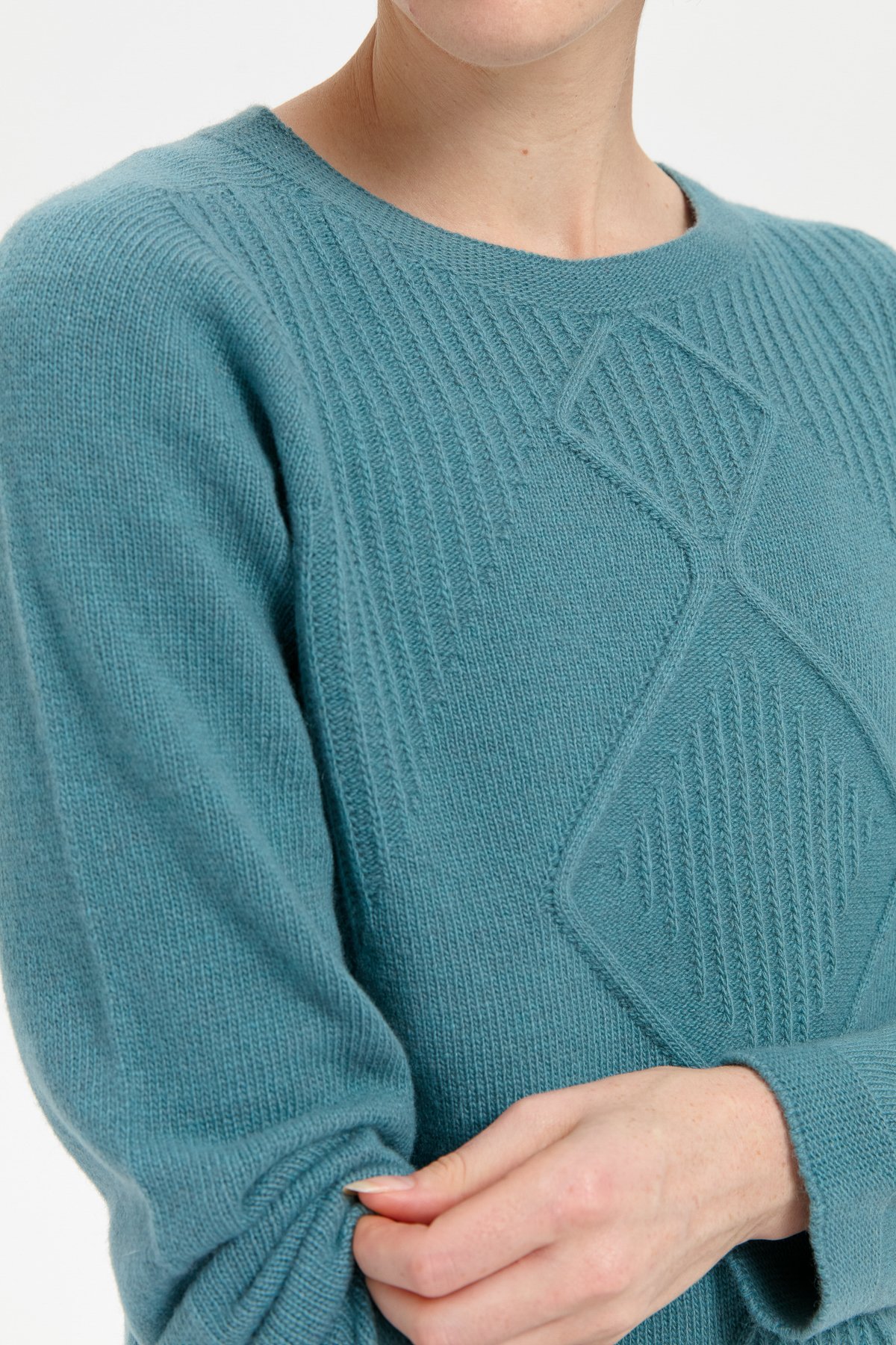 24199Kadın Sıfır Yaka Dikişsiz Önü Selanik Baklavalı Yün Kazak M.Yeşili