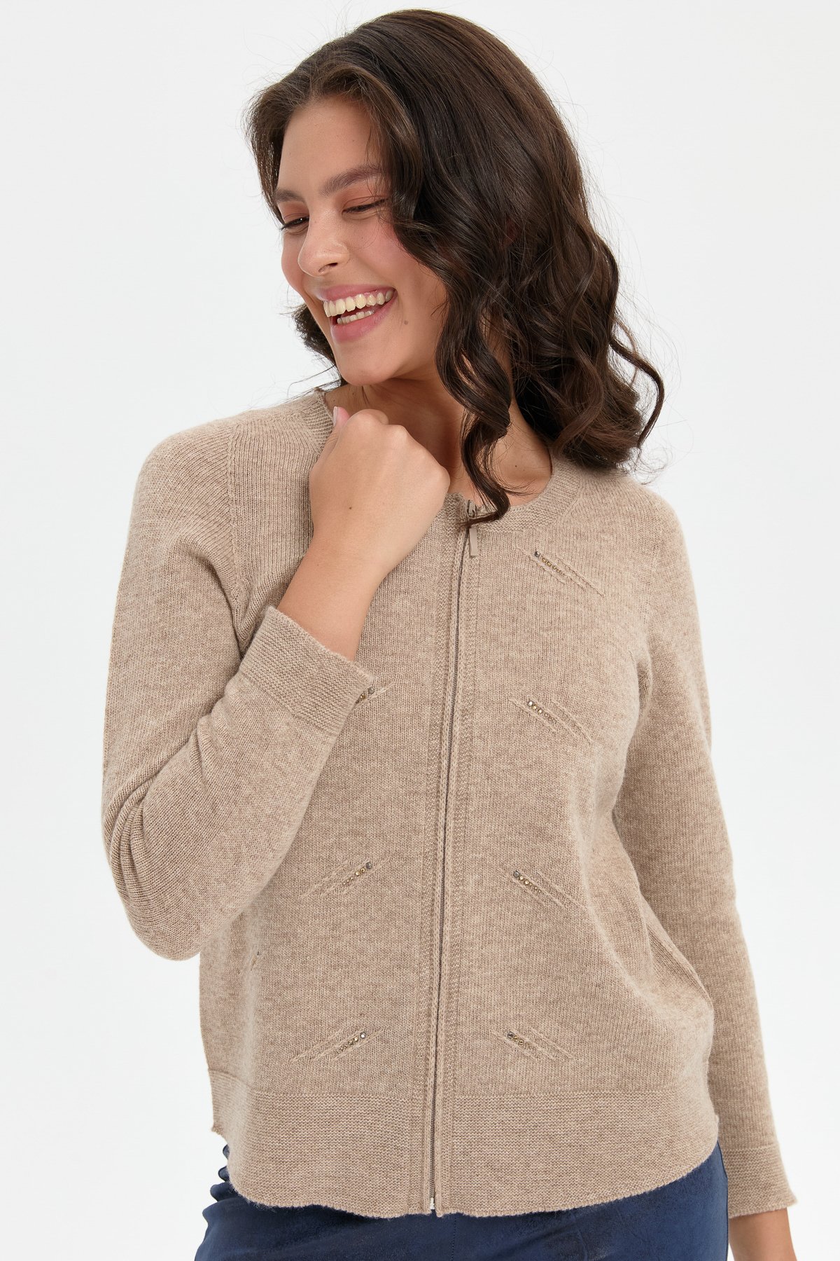 24216Kadın Sıfır Yaka Önü Taşlı Fermuarlı Yün Kazak K.Bej