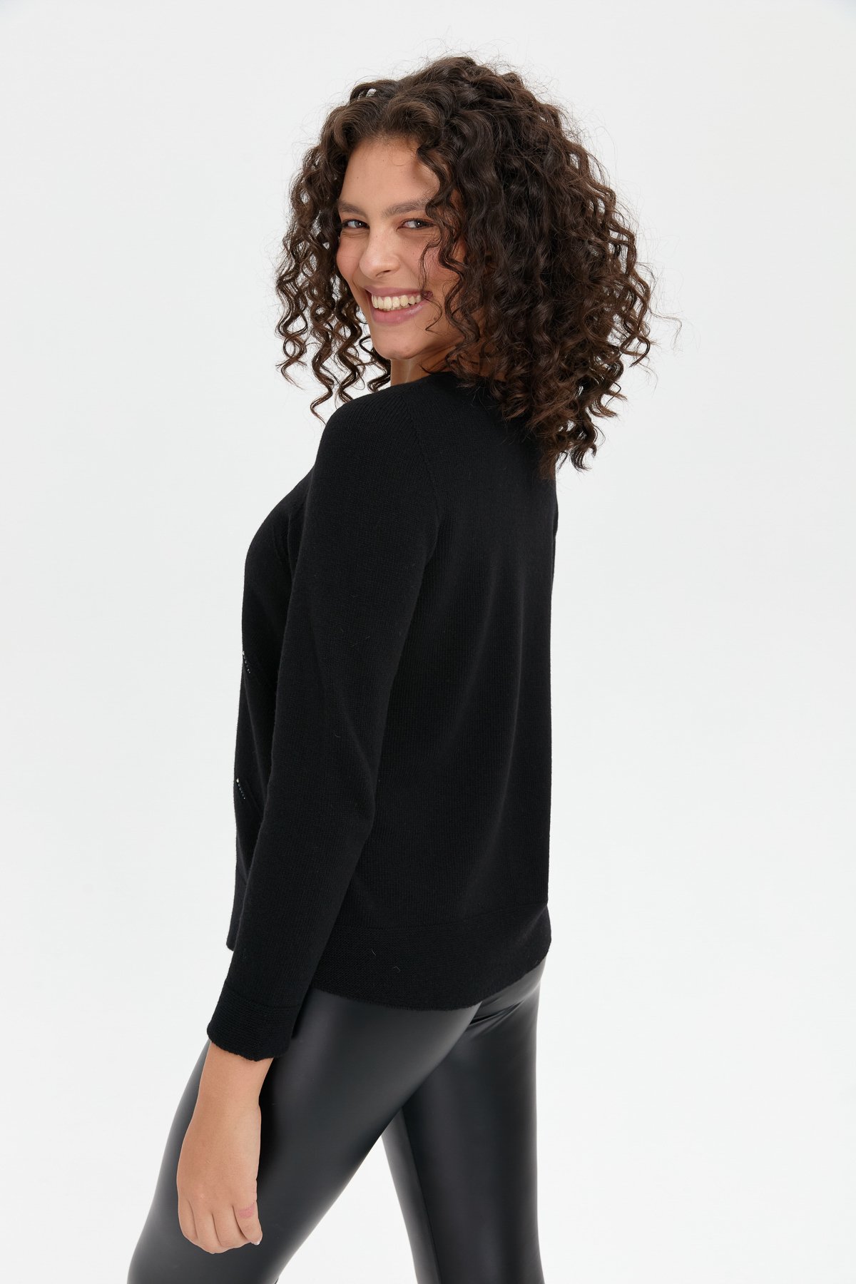 24216Kadın Sıfır Yaka Önü Taşlı Fermuarlı Yün Kazak Siyah