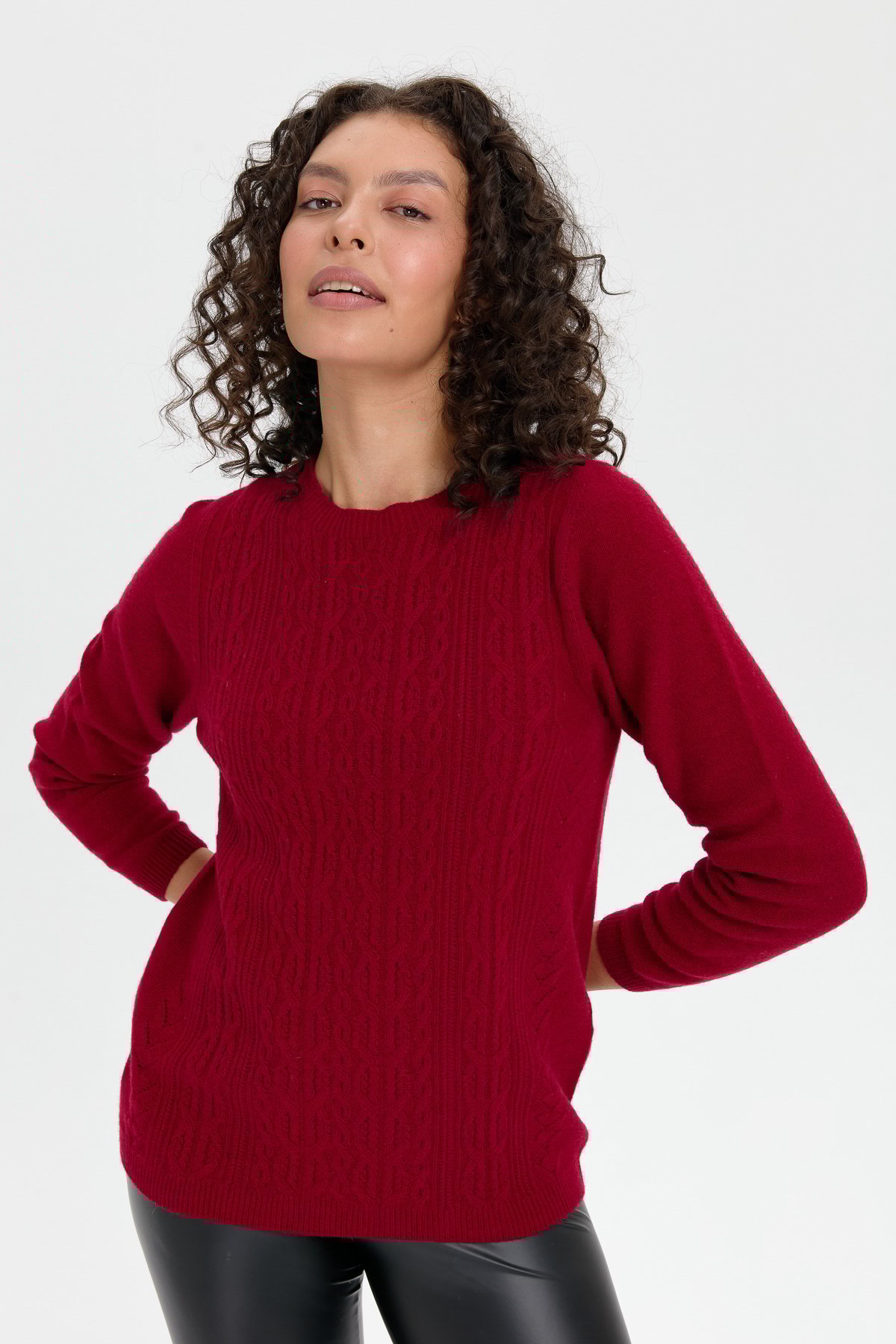 24222Kadın Sıfır Yaka Dikişsiz Önü Yürütmeli Yün Kazak V.Çürüğü