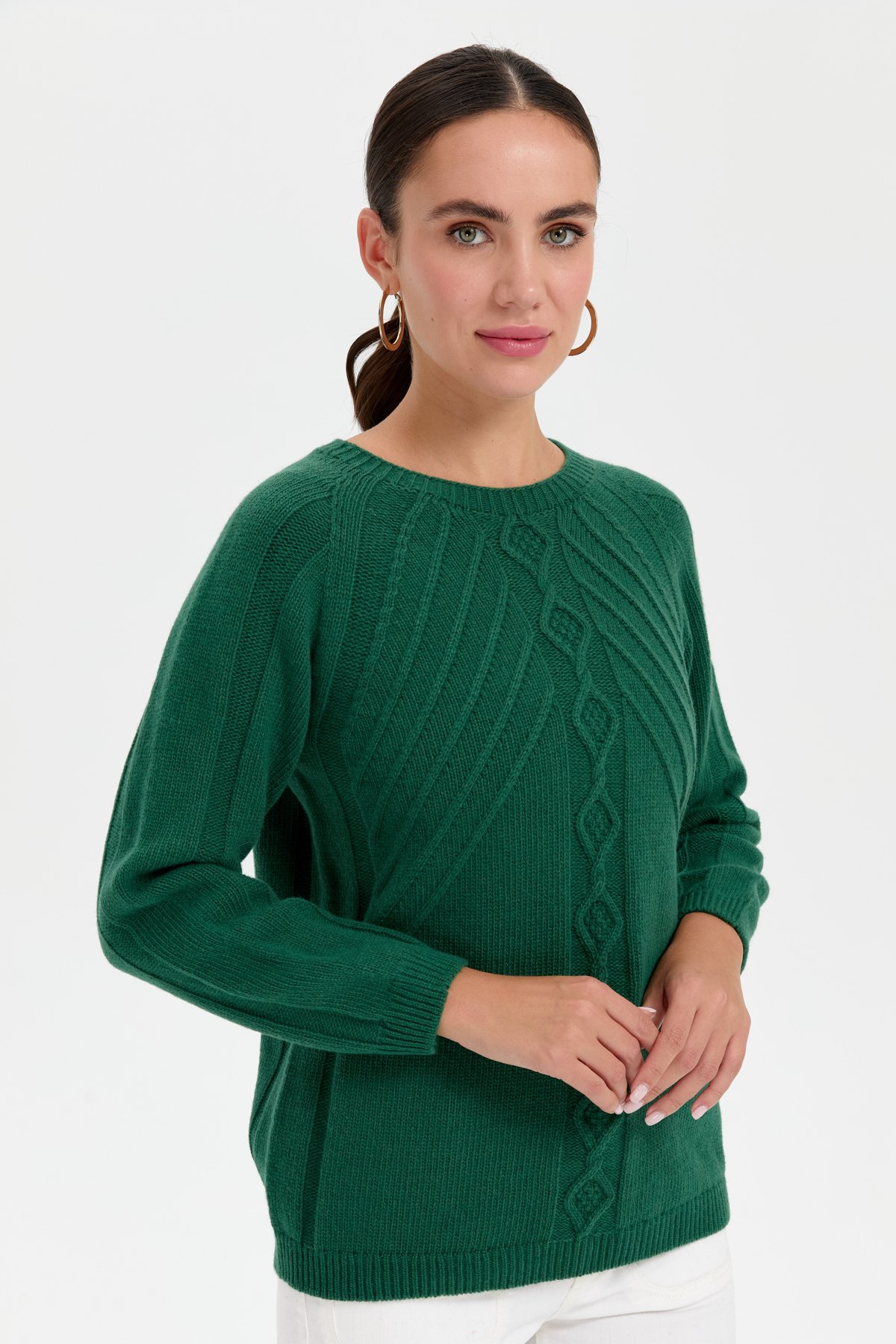 24265Kadın Sıfır Yaka Dkişsiz Önü Yürütmeli Yün Kazak Ö.Başı