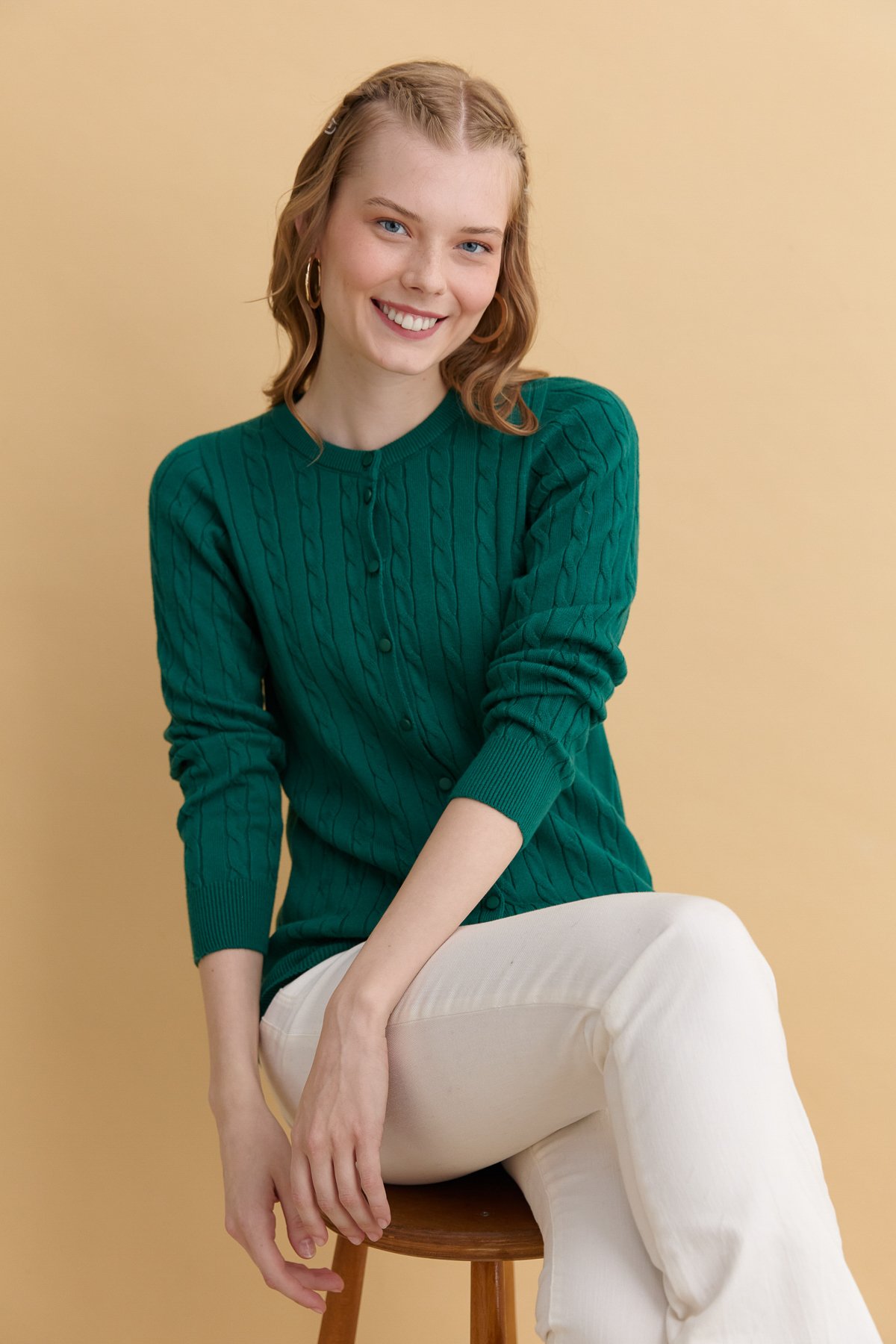 24326Kadın Sıfır Yaka Dikişsiz Saç Örgülü Hırka Ö.Başı