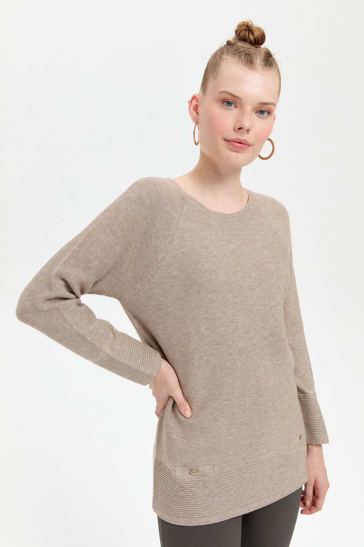 24189Kadın Sıfır Yaka Dikişsiz Sahte Cepli Kazak Vizon