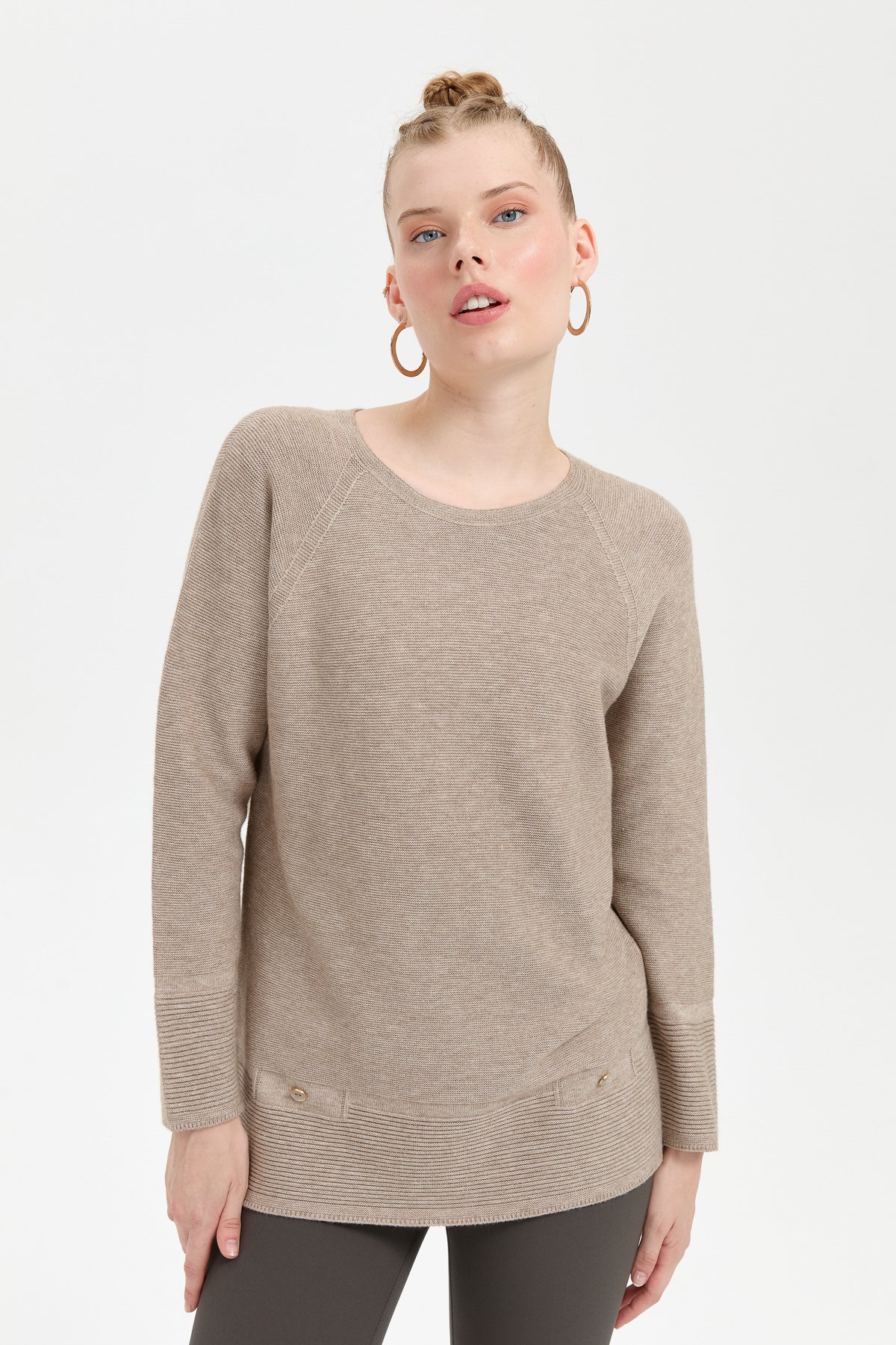 24189Kadın Sıfır Yaka Dikişsiz Sahte Cepli Kazak Vizon