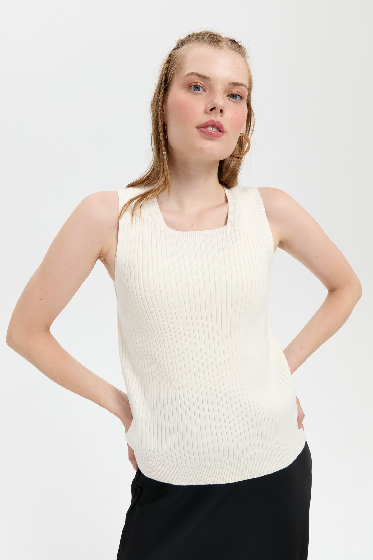 24178Kadın Sıfır Yaka Dikişsiz Süveter Kemik