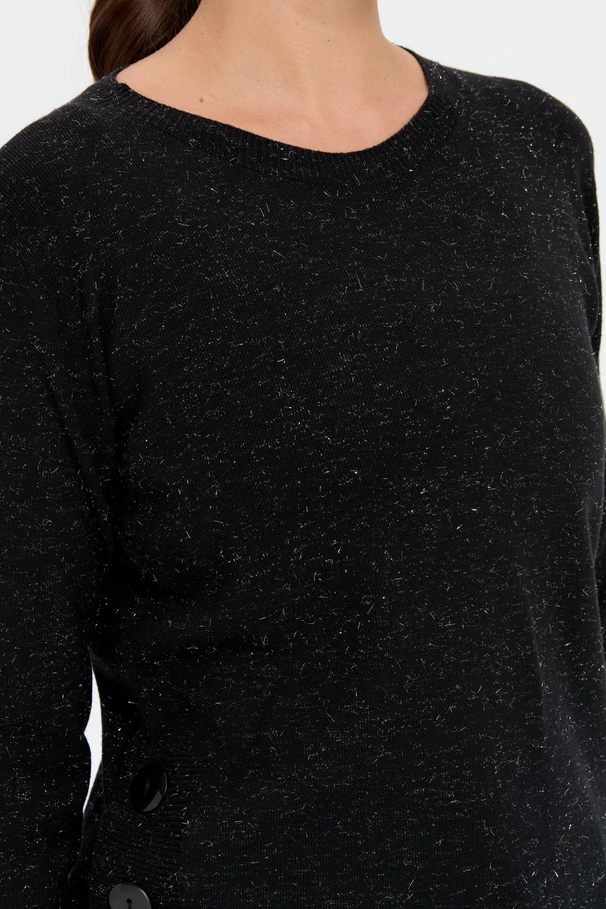 23390Kadın Sıfır Yaka Dikişsiz Yanları Düğmeli Simli Kazak Siyah