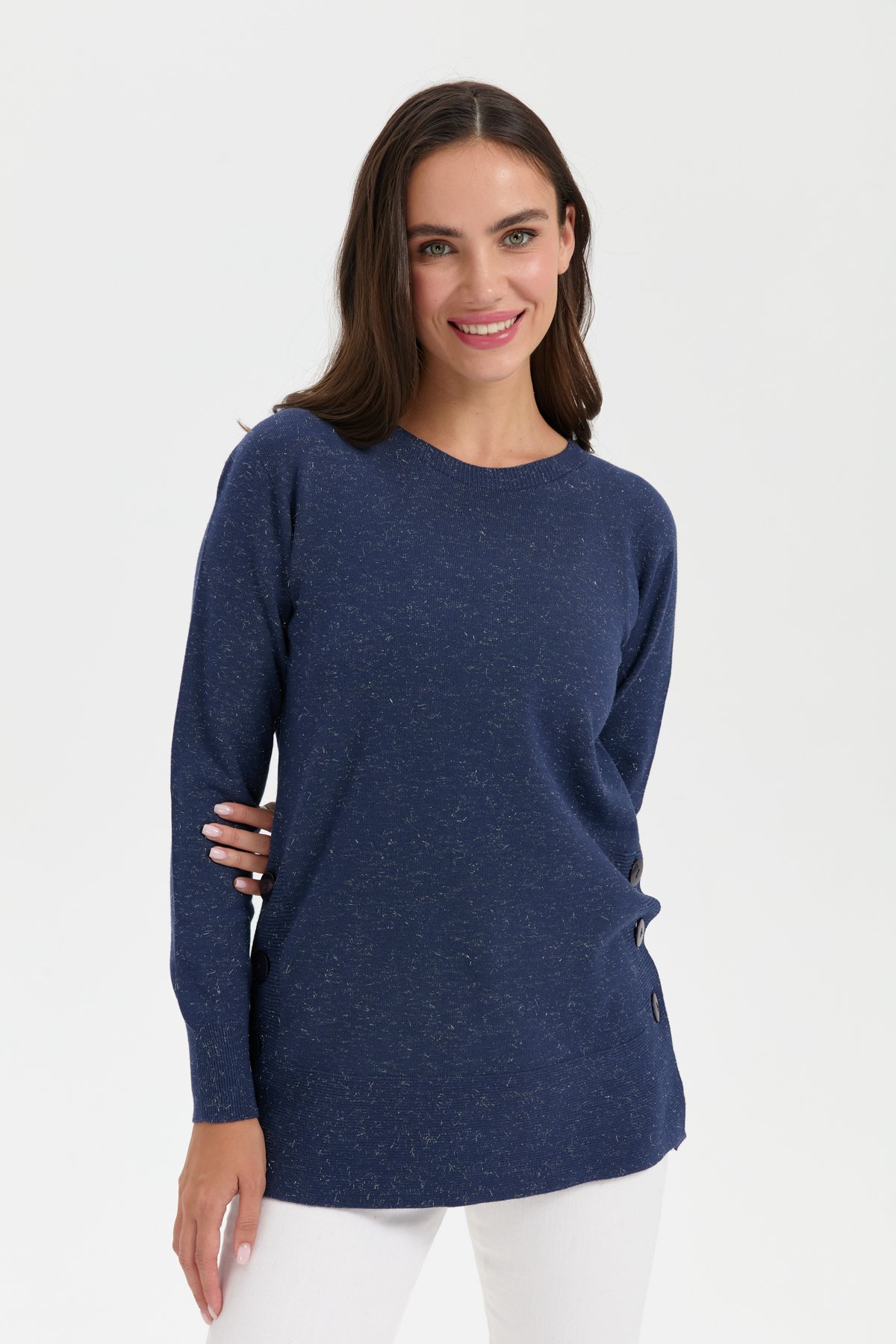 23390Kadın Sıfır Yaka Dikişsiz Yanları Düğmeli Simli Kazak Lacivert