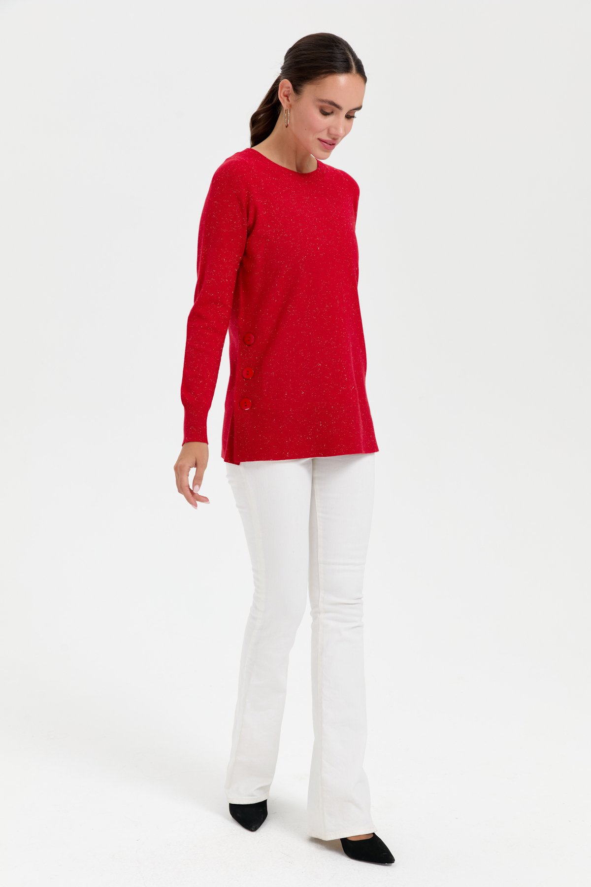 23390Kadın Sıfır Yaka Dikişsiz Yanları Düğmeli Simli Kazak Kırmızı