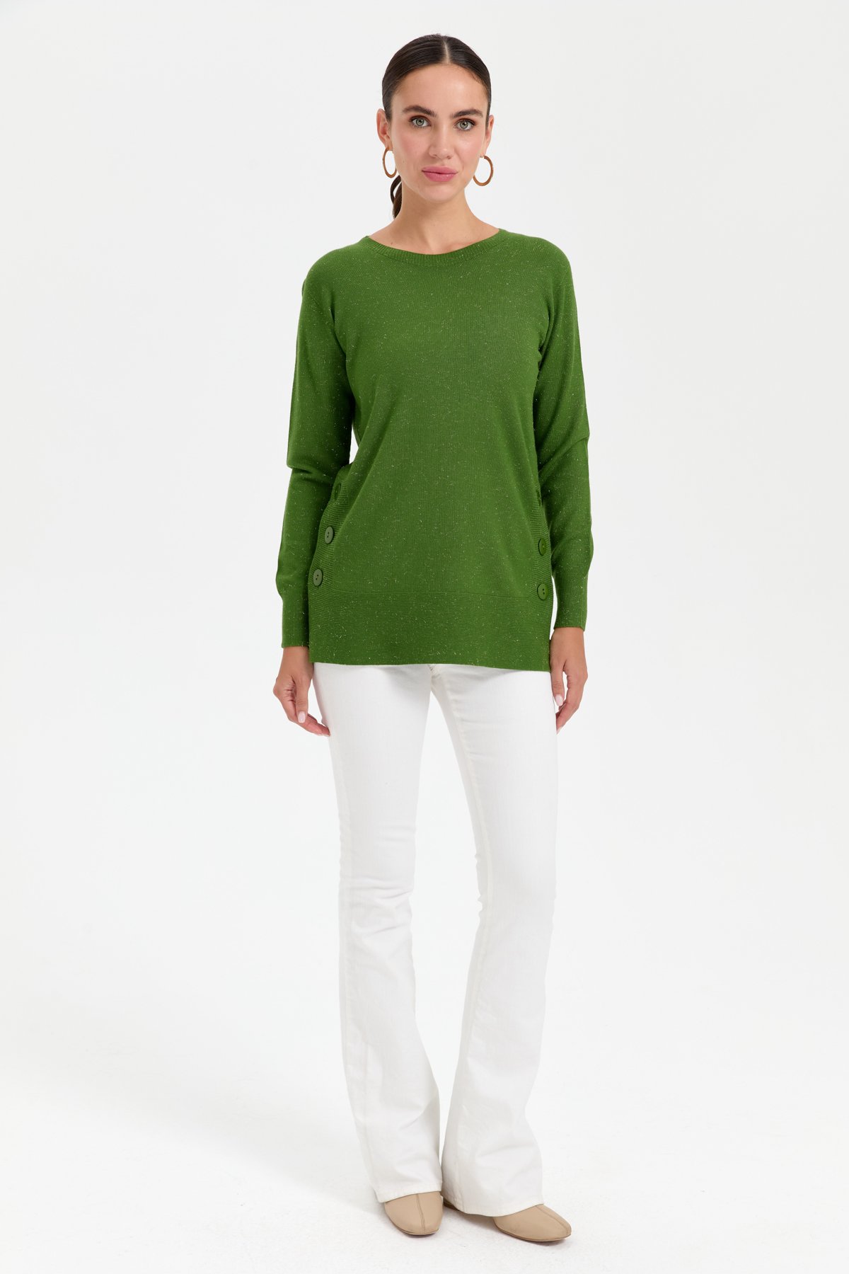 23390Kadın Sıfır Yaka Dikişsiz Yanları Düğmeli Simli Kazak K.Yosun