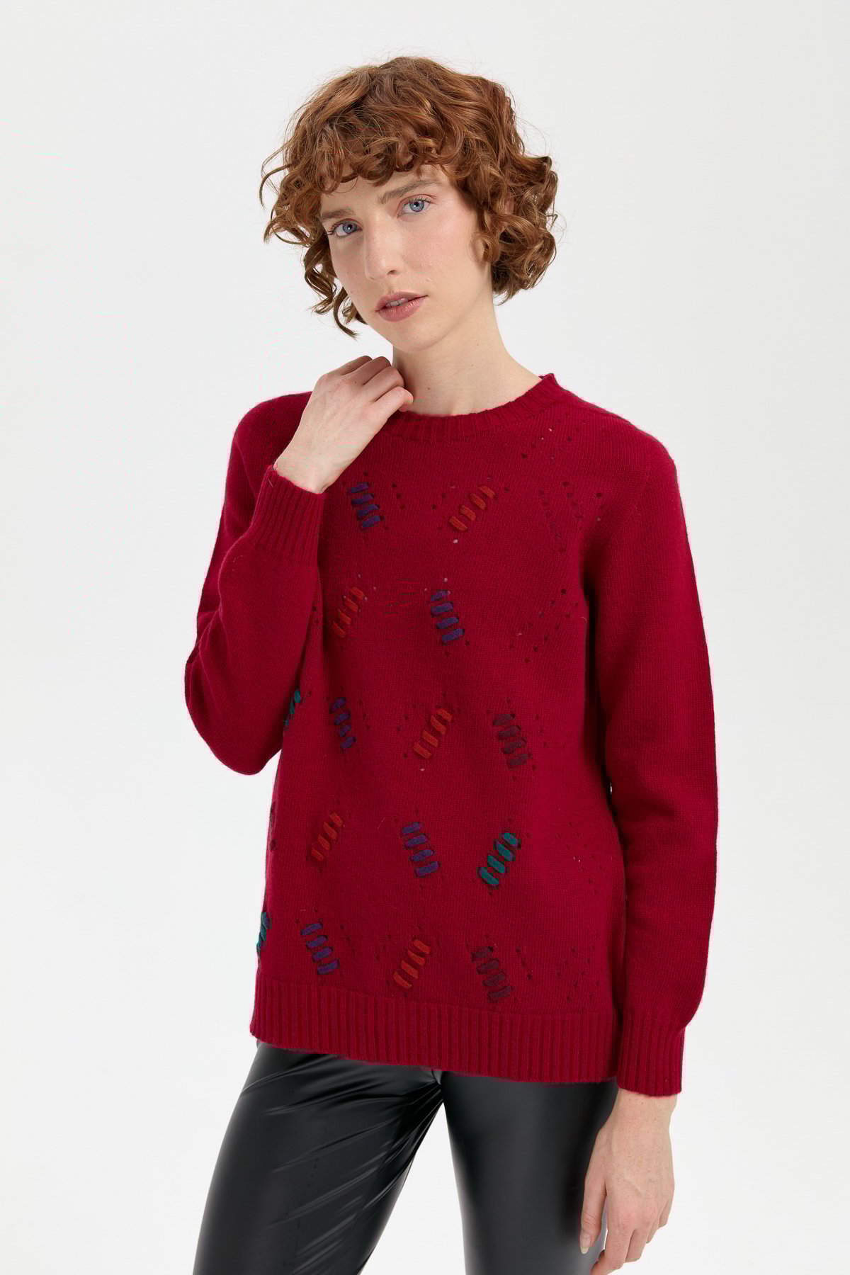 24211Kadın Sıfır Yaka Dikişsiz Yün Kazak V.Çürüğü