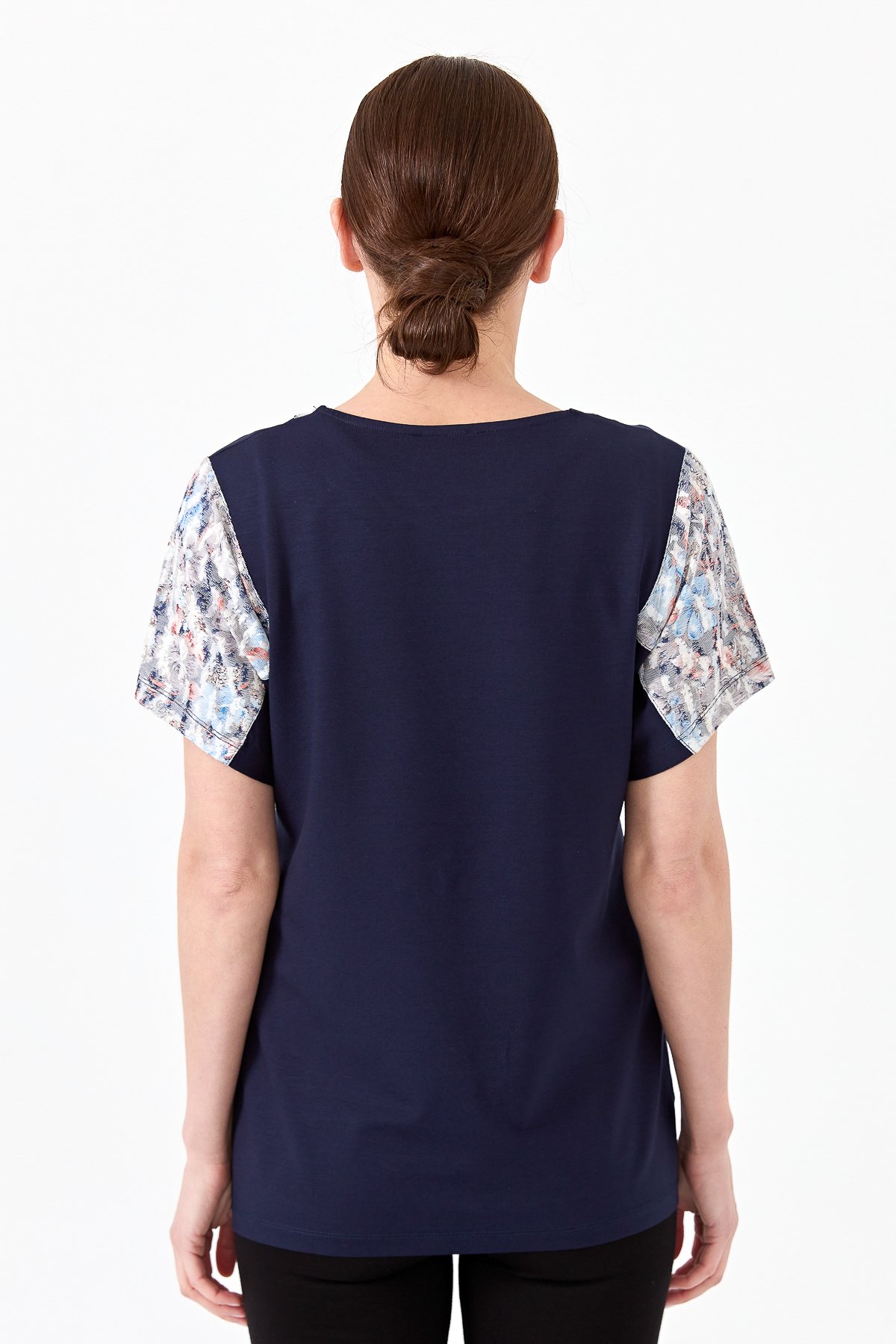 20857Kadın Sıfır Yaka Düşük Kol Çiçek Baskılı Penye Bluz Lacivert