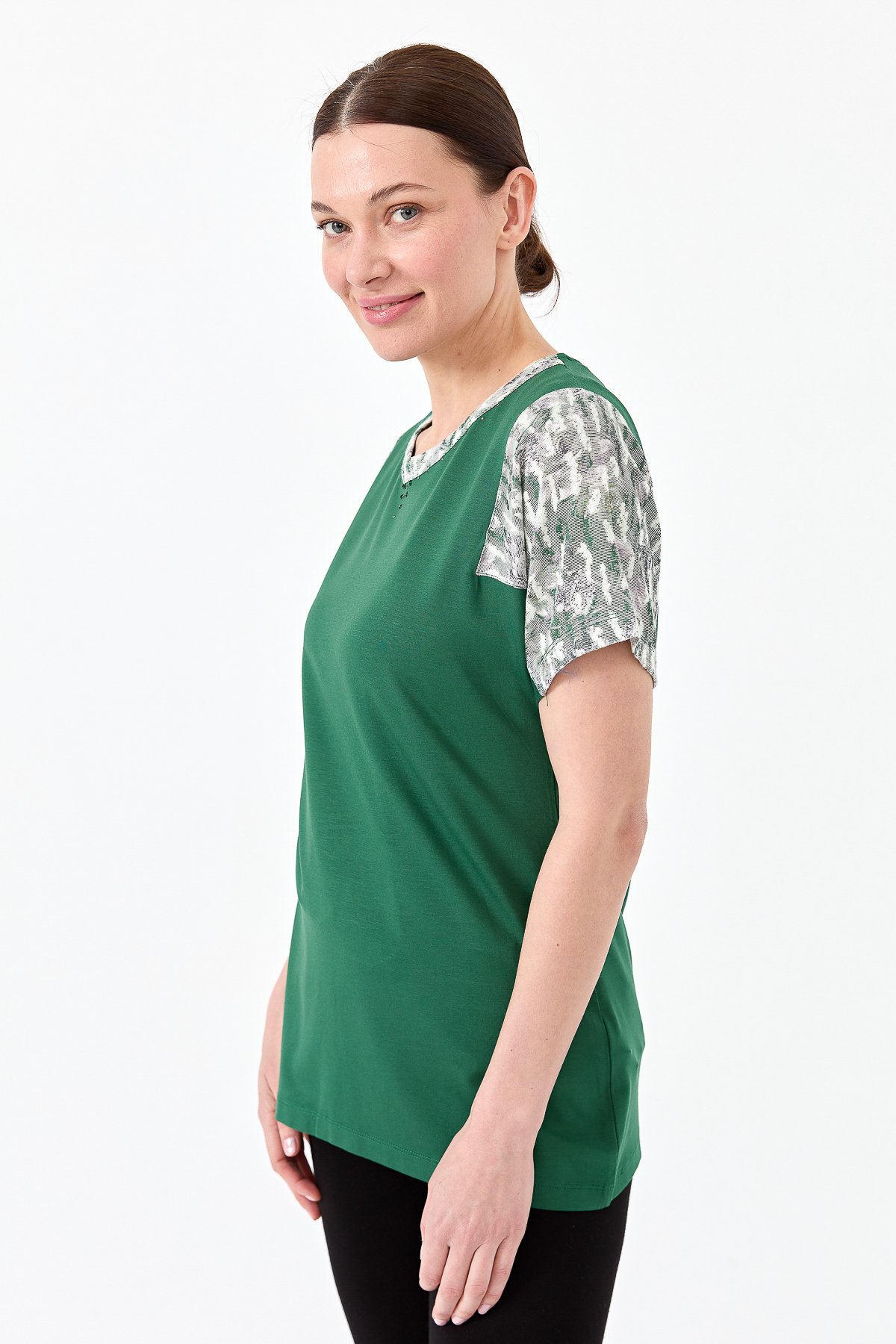 20857Kadın Sıfır Yaka Düşük Kol Çiçek Baskılı Penye Bluz K.Yeşil